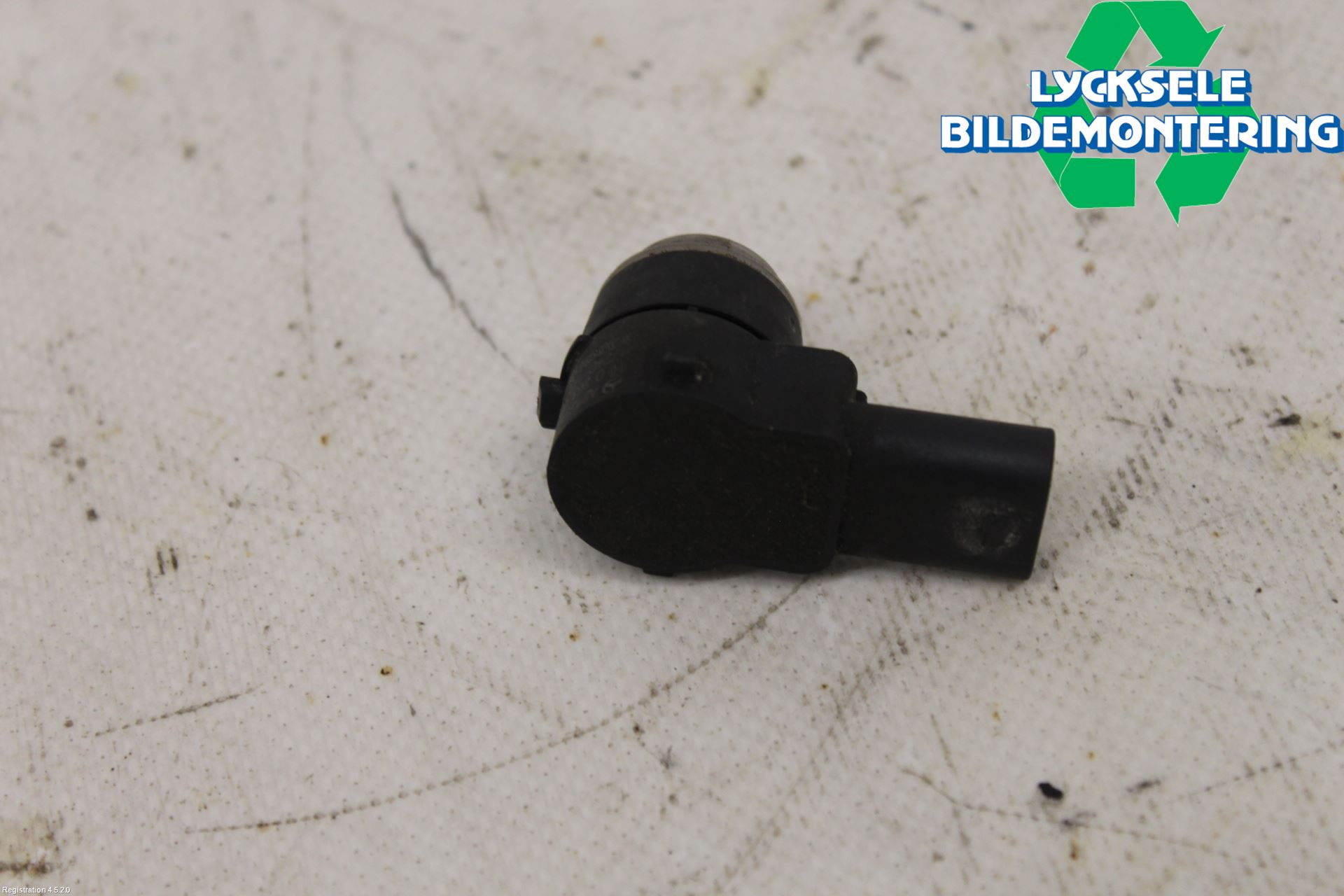 Mercedes-Benz MB GL/GLS-KLASS (X166) 12-19 Parkeringshjälp Frontsensor