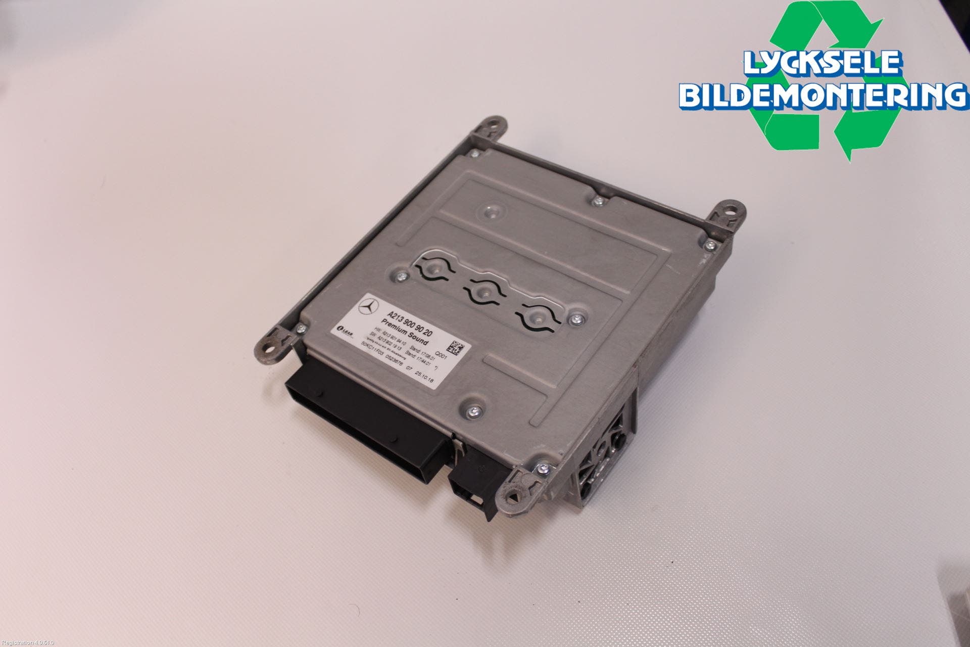 Mercedes-Benz MB C-KLASS (W205) 14-21 Radio-Stereo Förstärkare