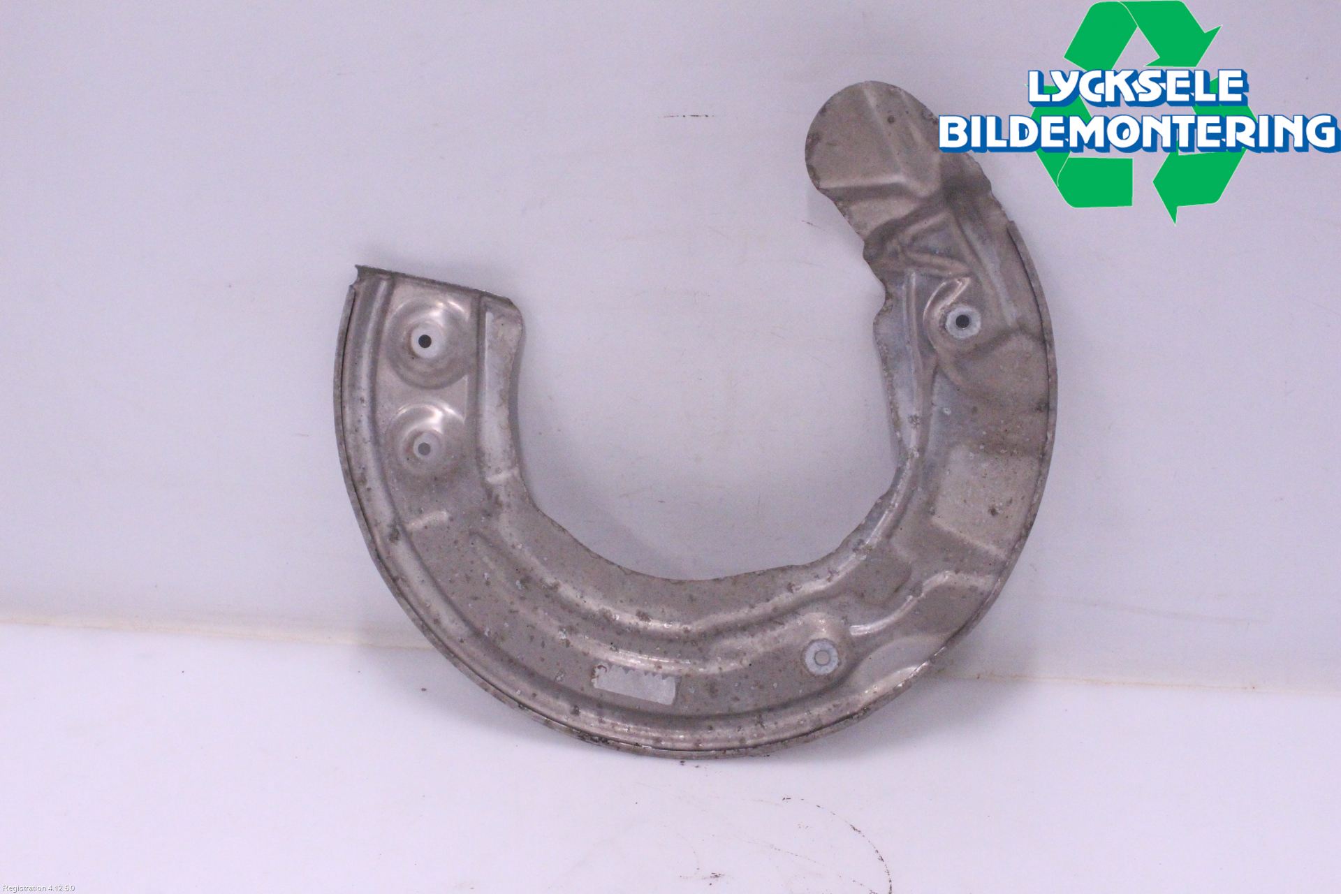 BMW 5 G30/G31/F90 17-23 Bromssköld Fram