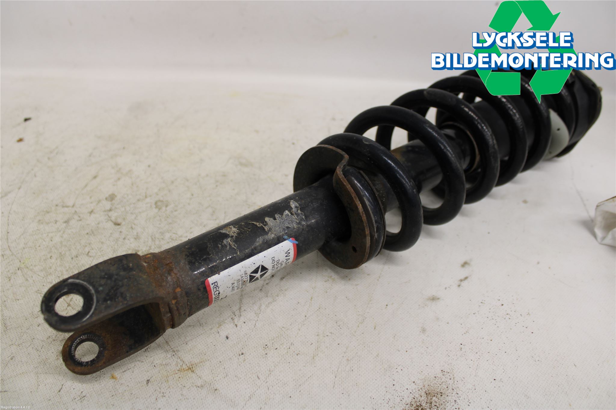 Dodge PICK UP RAM 81- Fjäderben Fram Höger