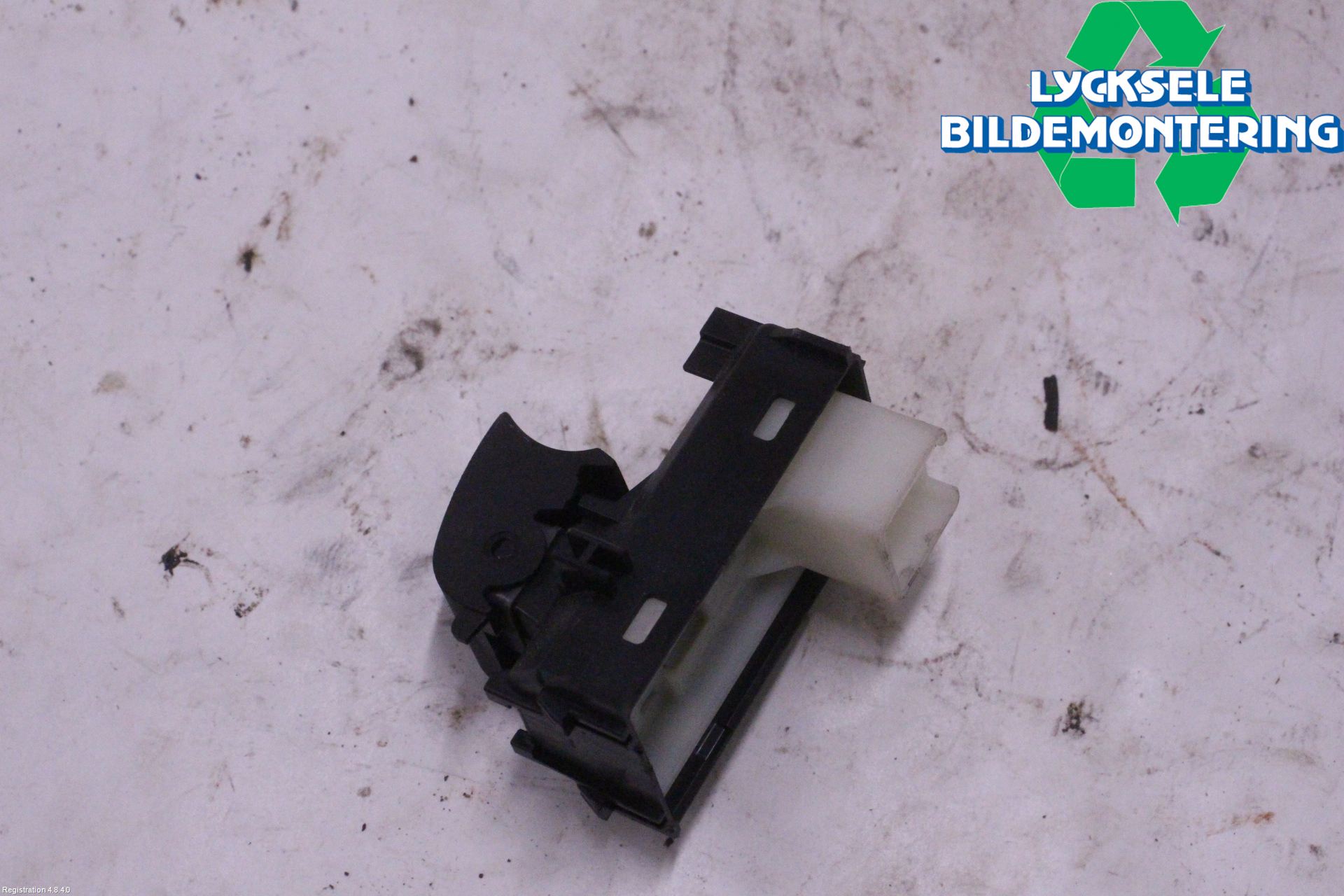 Toyota HILUX 16- Strömställare Elhiss