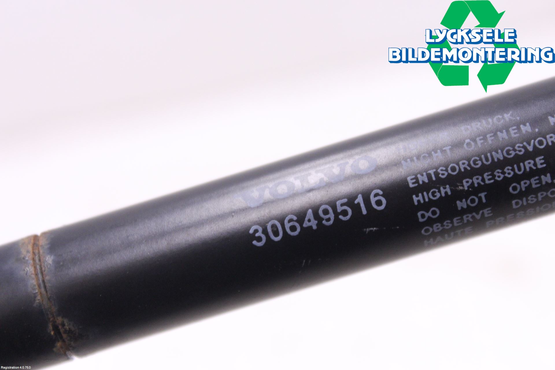 Volvo V70 08-13 Gasfjäder Motorhuv