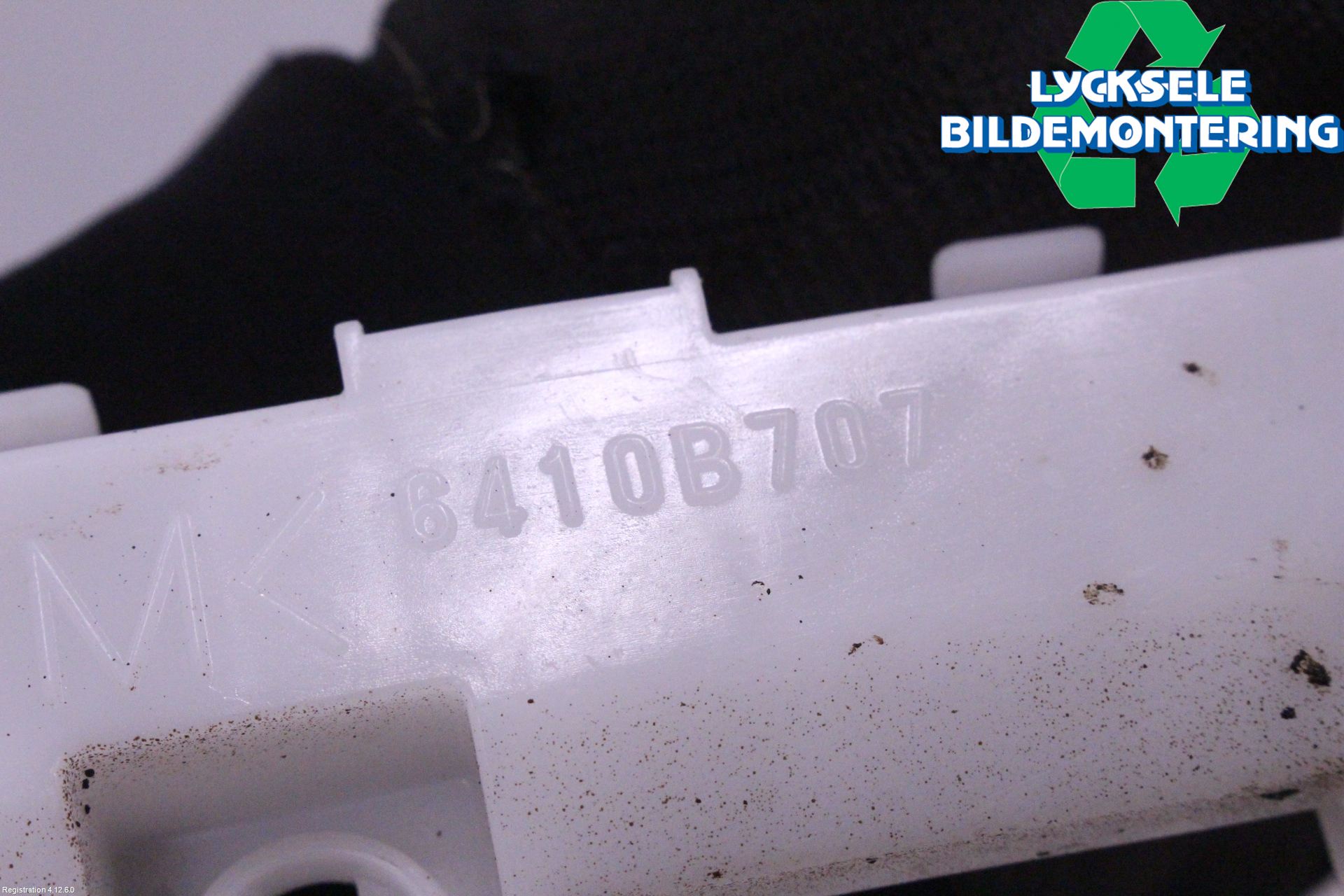 Mitsubishi ASX 10-22 Stötfångarfäste Bak Vä