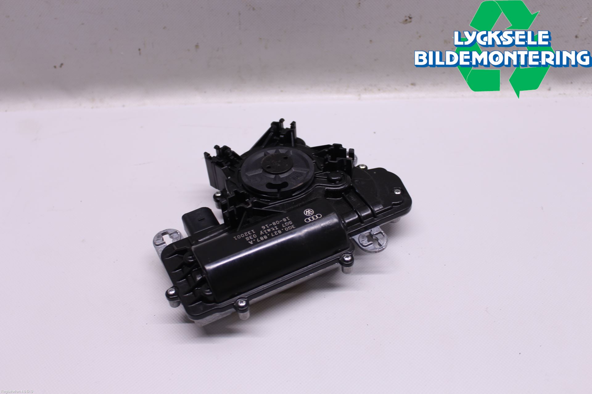 Volkswagen VW PASSAT 15-19 Bakluckeöppnare Automatisk