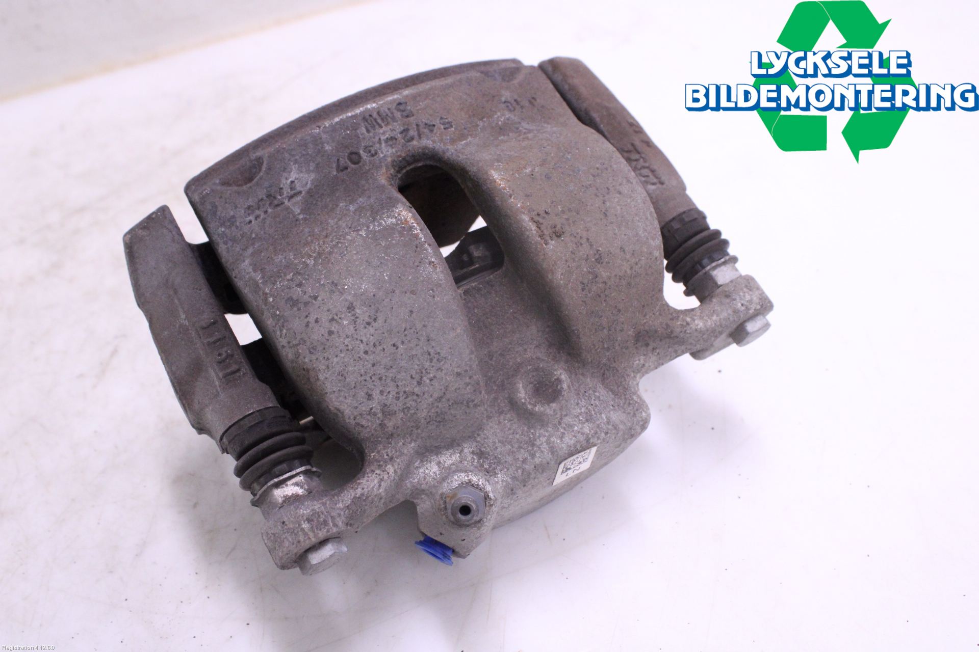 BMW 3 G20/G21/G80/G81 19- Bromsok Fram Höger
