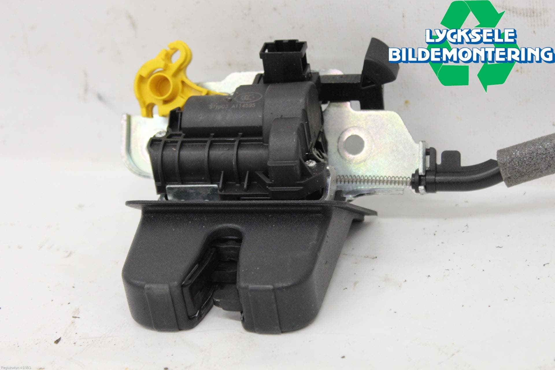 Volkswagen VW TIGUAN 16-24 Låskista Baklucka