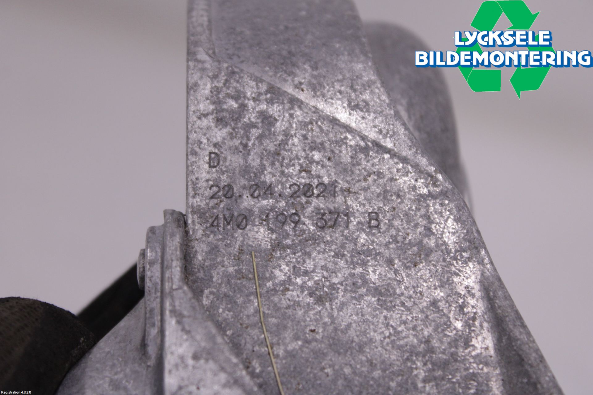 Audi A6 F2/C8 19- Motorkudde