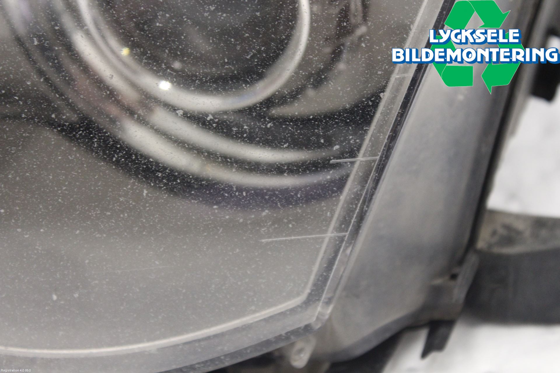 BMW 3 E46      98-05 Strålkastare Vänster