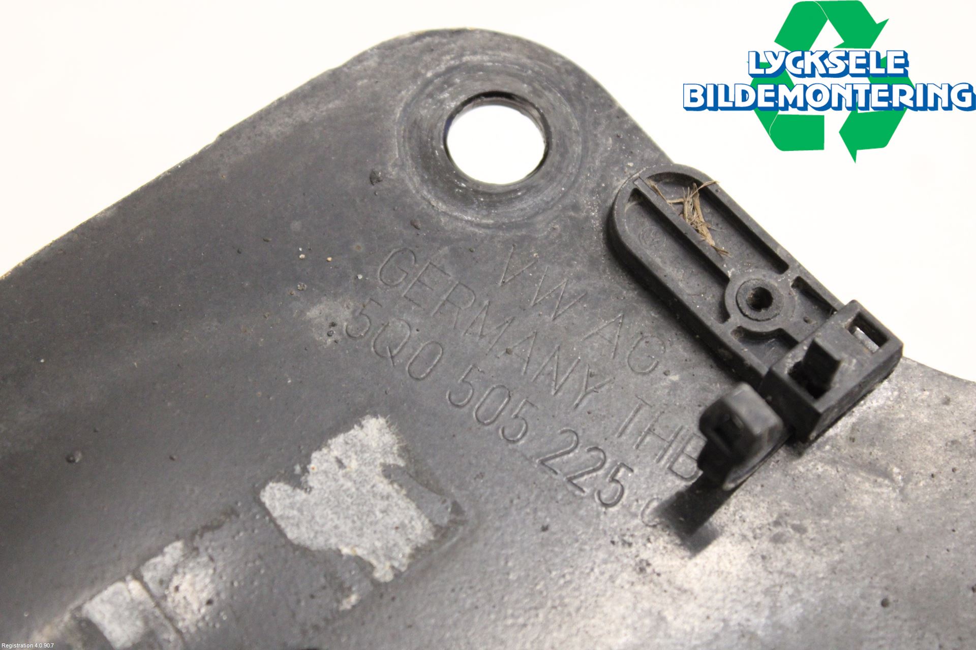 Volkswagen VW PASSAT 20-24 Bärarm Bak Vänster