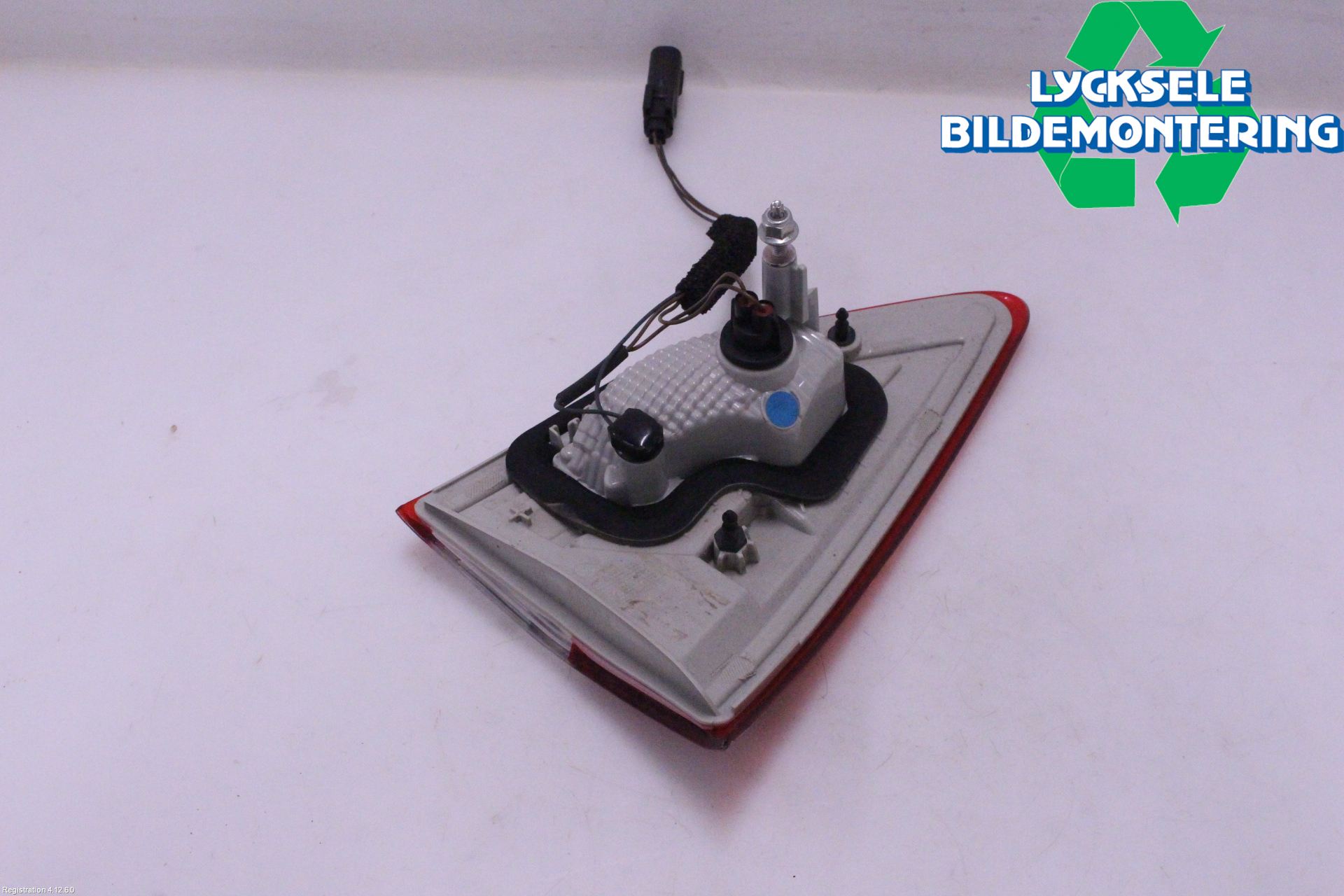 Ford KUGA 13-16 Bakljus Lucka Vä