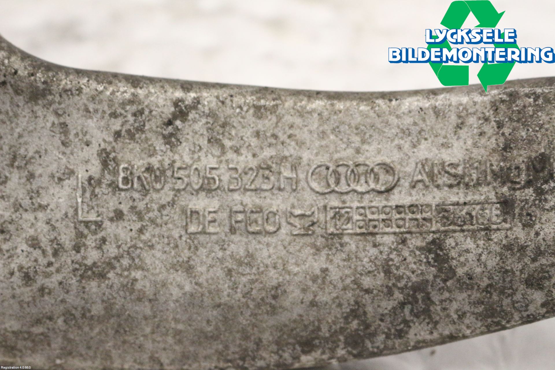 Audi A4 12-15 Bärarm Bak Övre Vänster