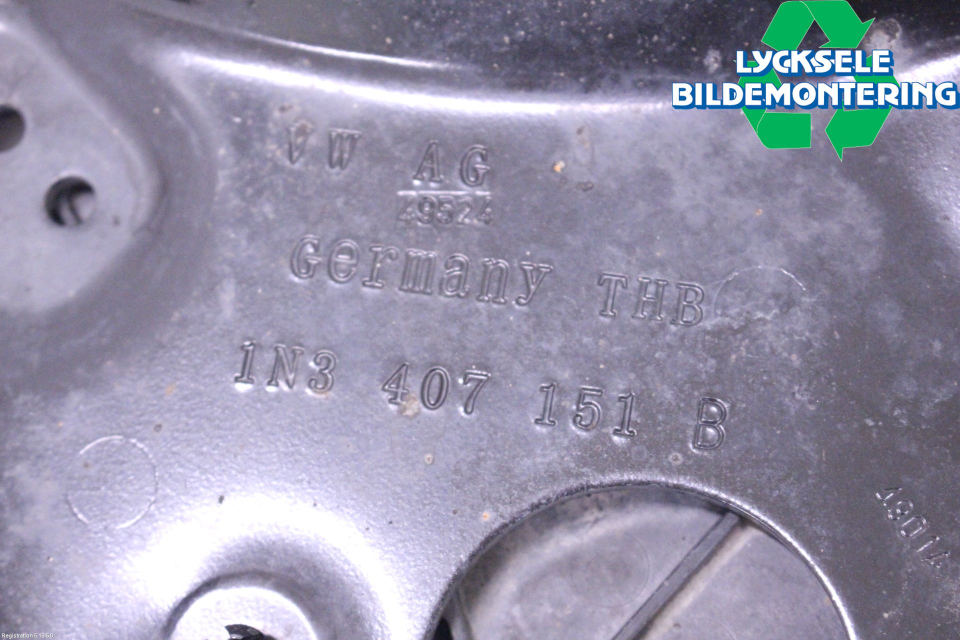 Volkswagen VW ID.5 22- Bärarm Fram Undre Vä