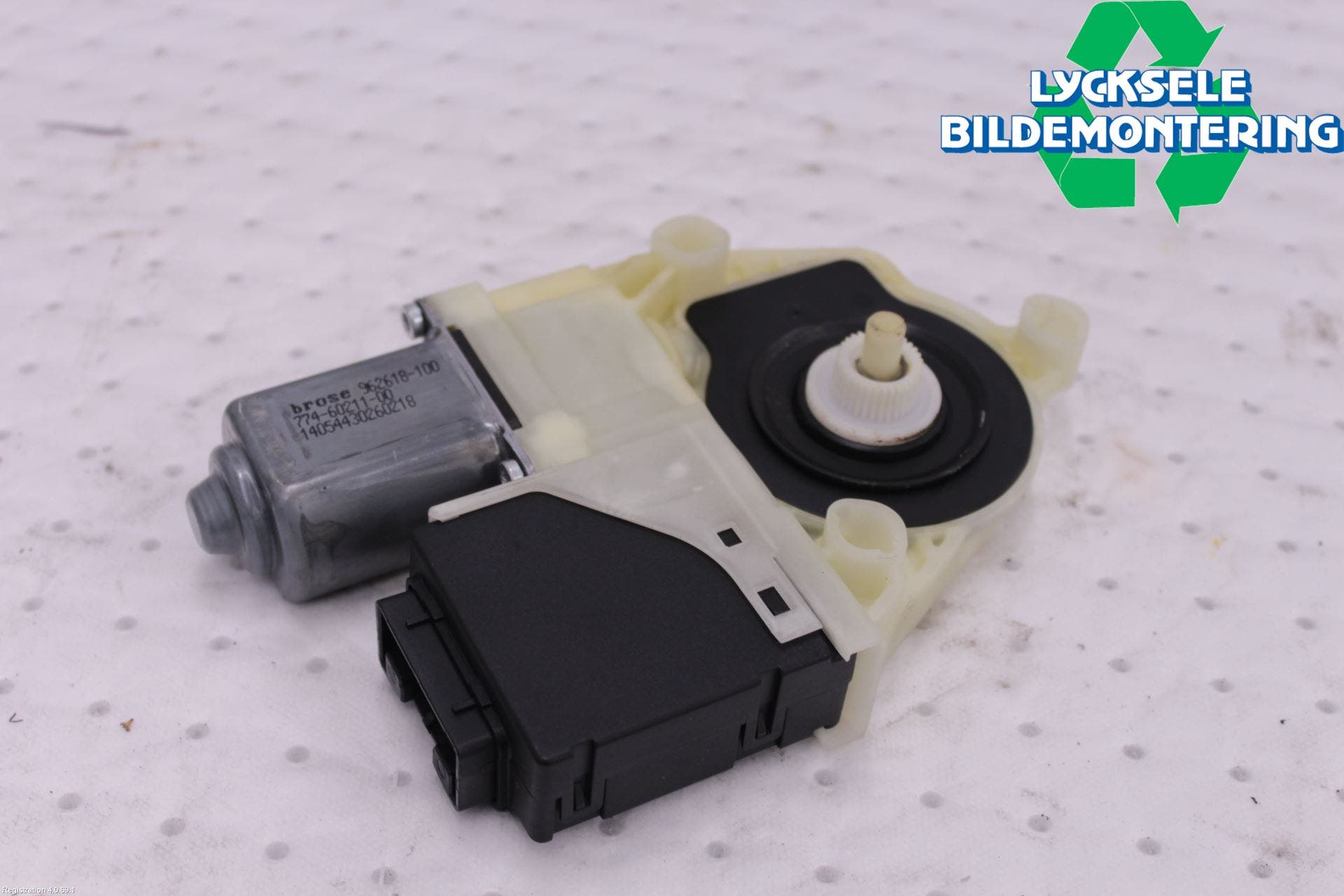 Volkswagen VW PASSAT 15-19 Fönsterhissmotor