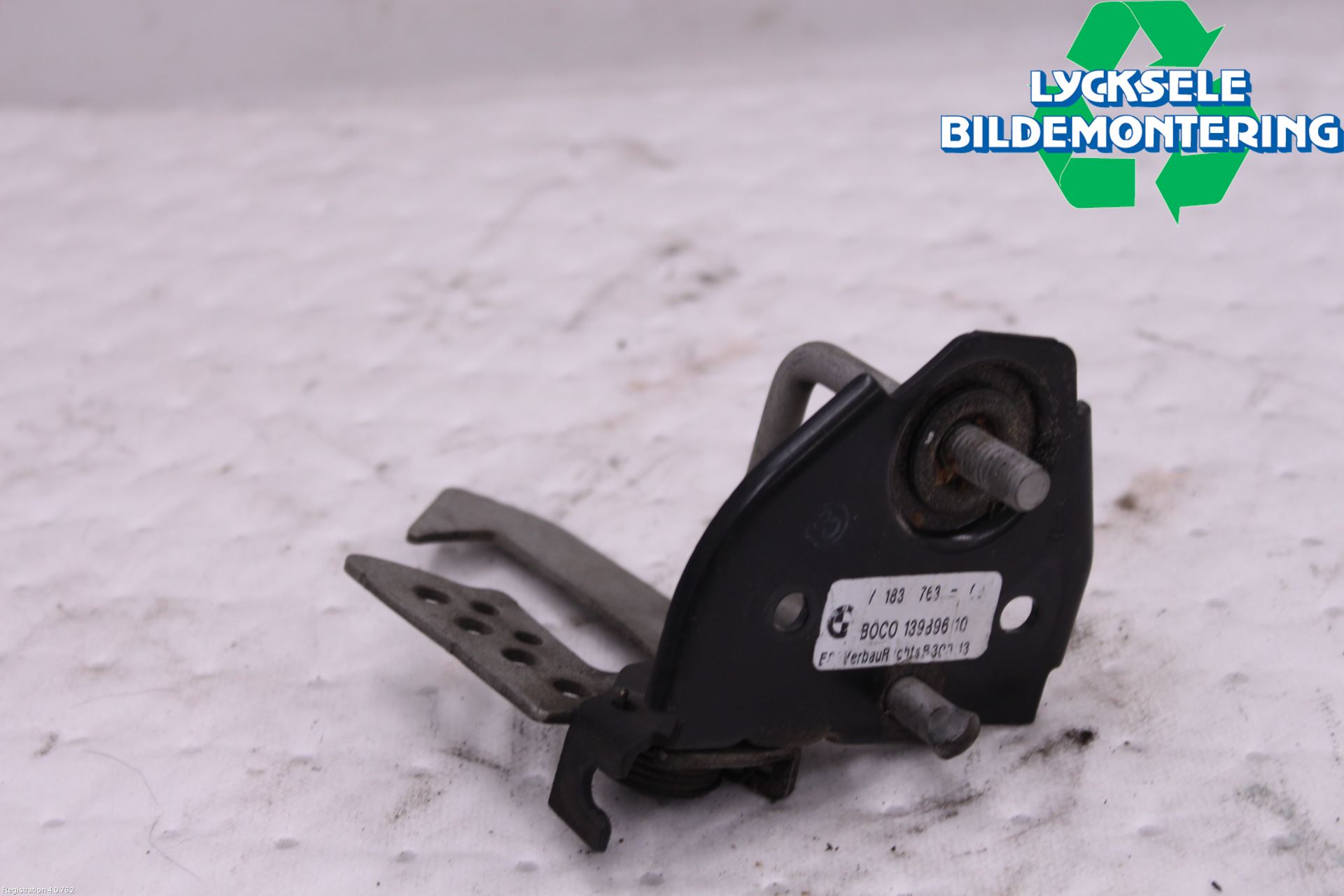 BMW 5 F10/F11/F18 09-17 Huv Spärr