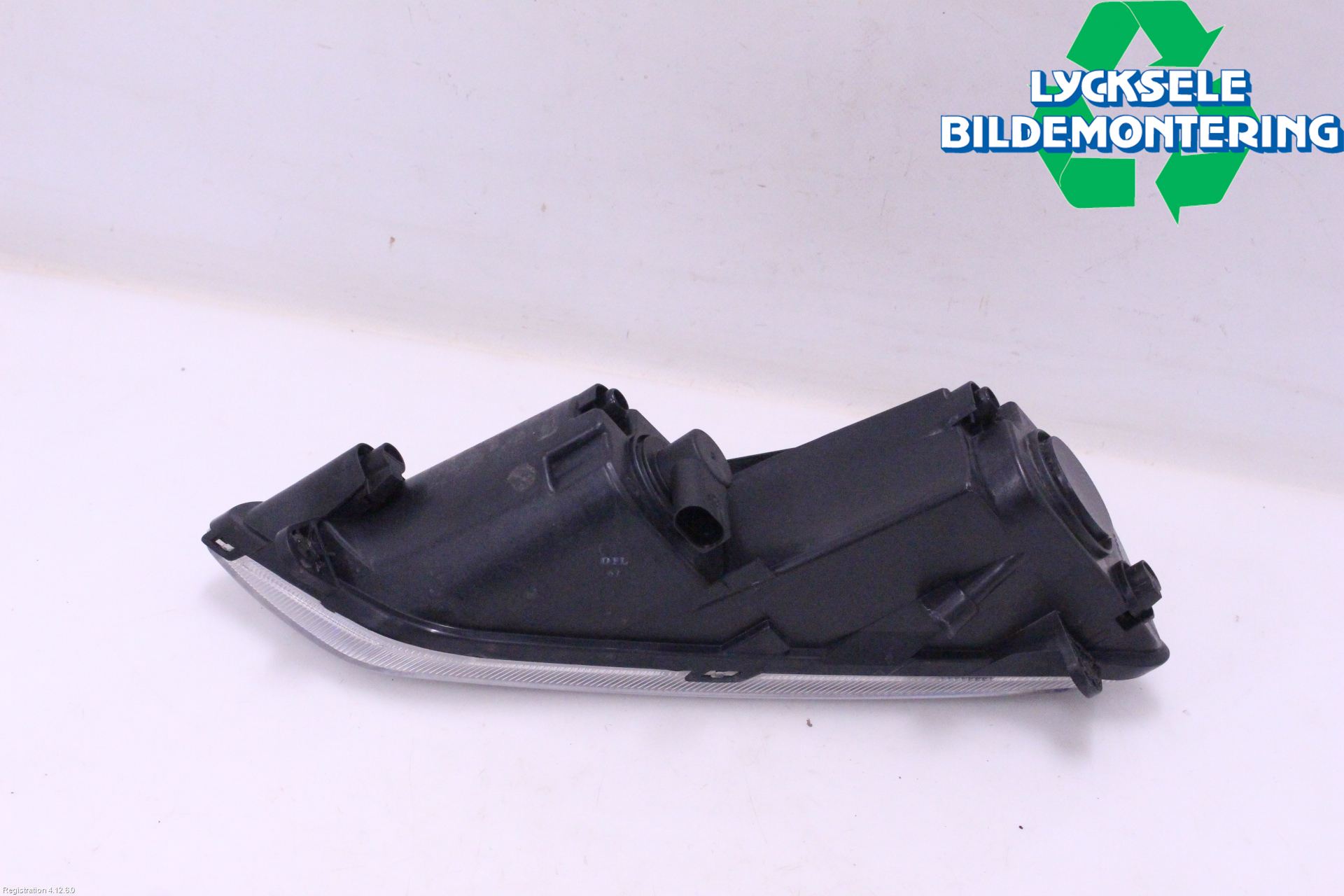Volkswagen VW PASSAT 11-14 Dimljus-Varselljus Fram