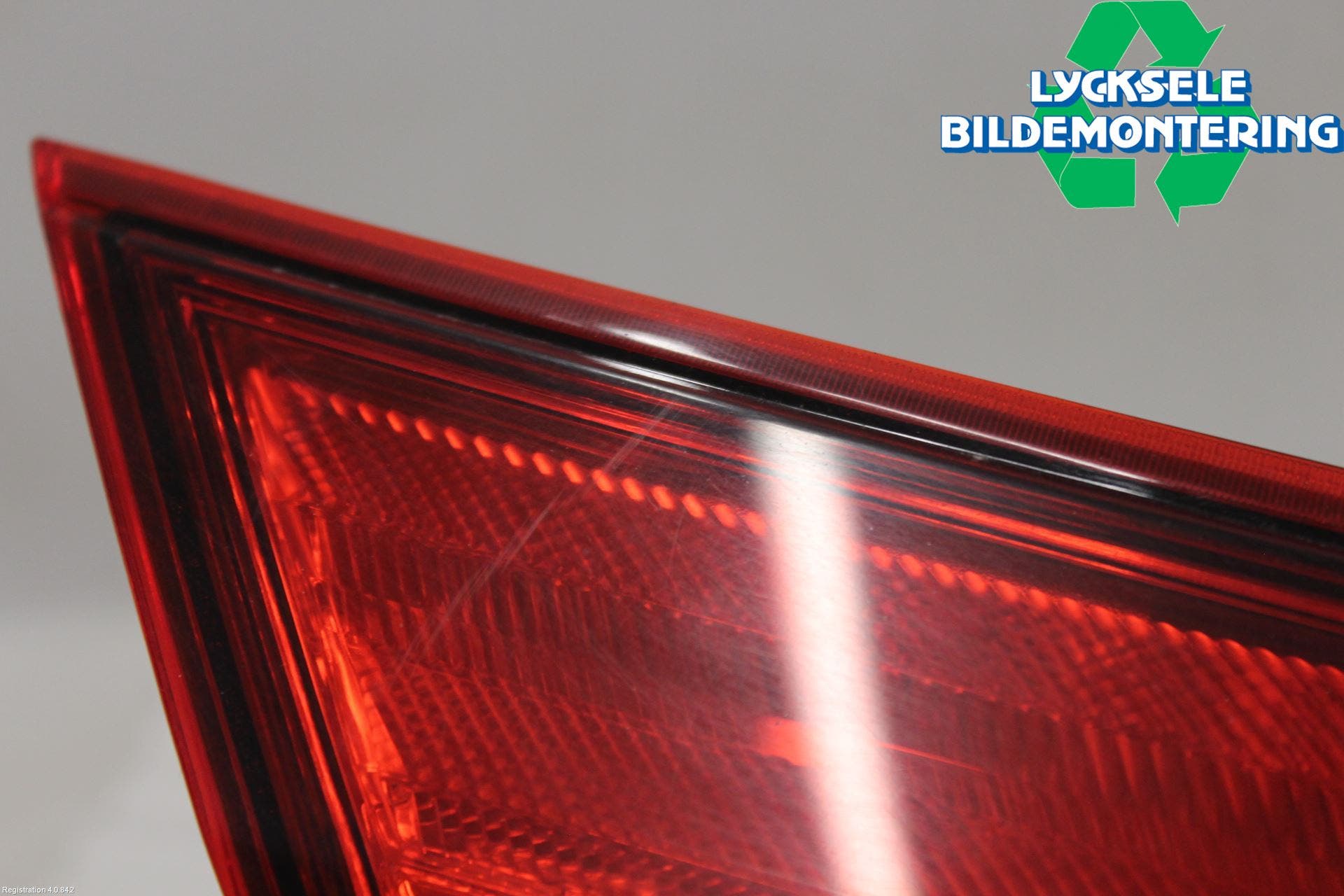 Nissan PULSAR Bakljus Lucka Vä