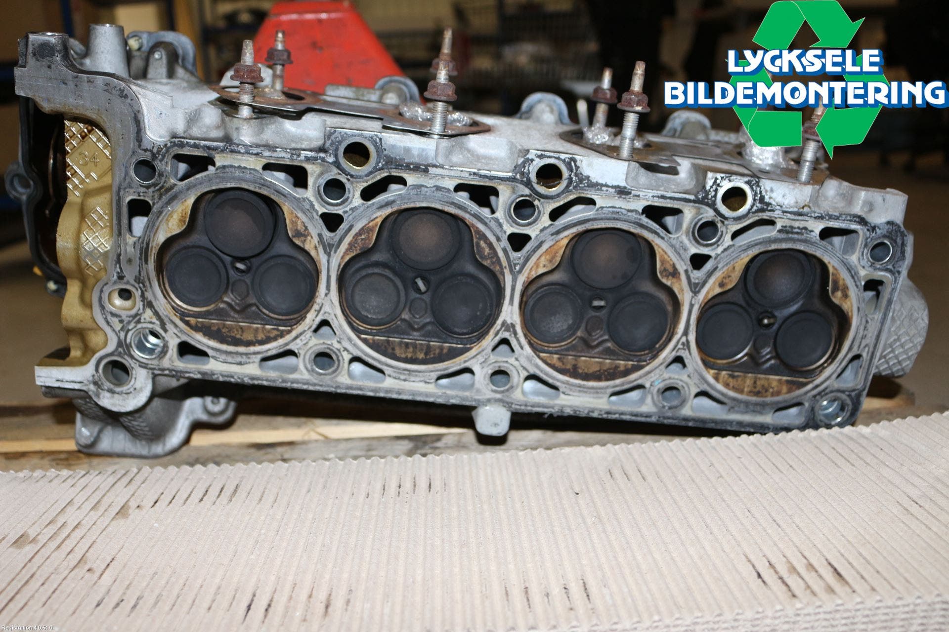 Ford MUSTANG V 05-14 Topplock Bensin