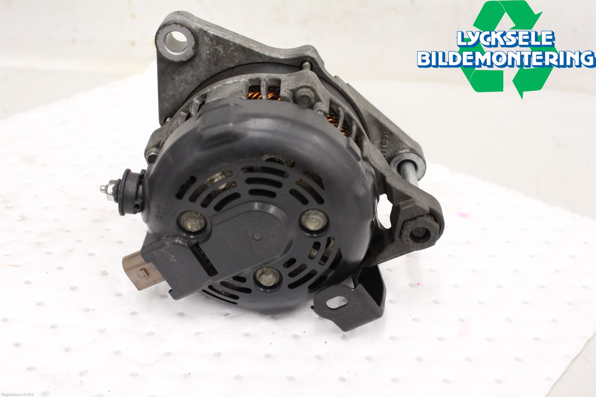 Toyota HILUX 16- Generator