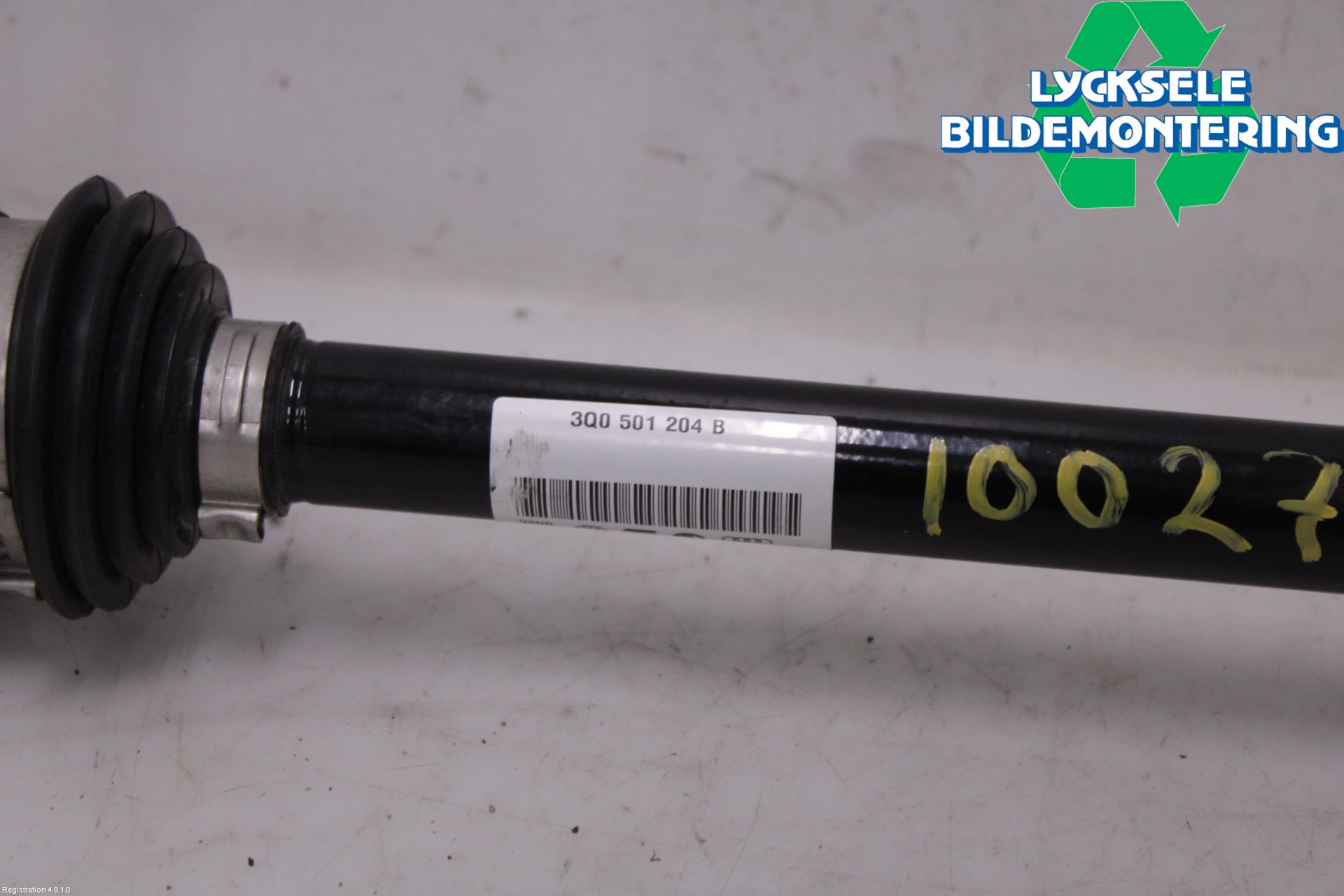 Volkswagen VW TIGUAN 16-24 Drivaxel Bak Höger