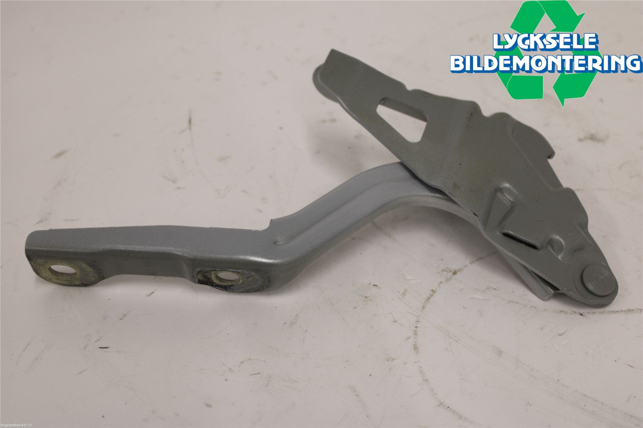 Hyundai i20 GB 15-20 Huvgångjärn