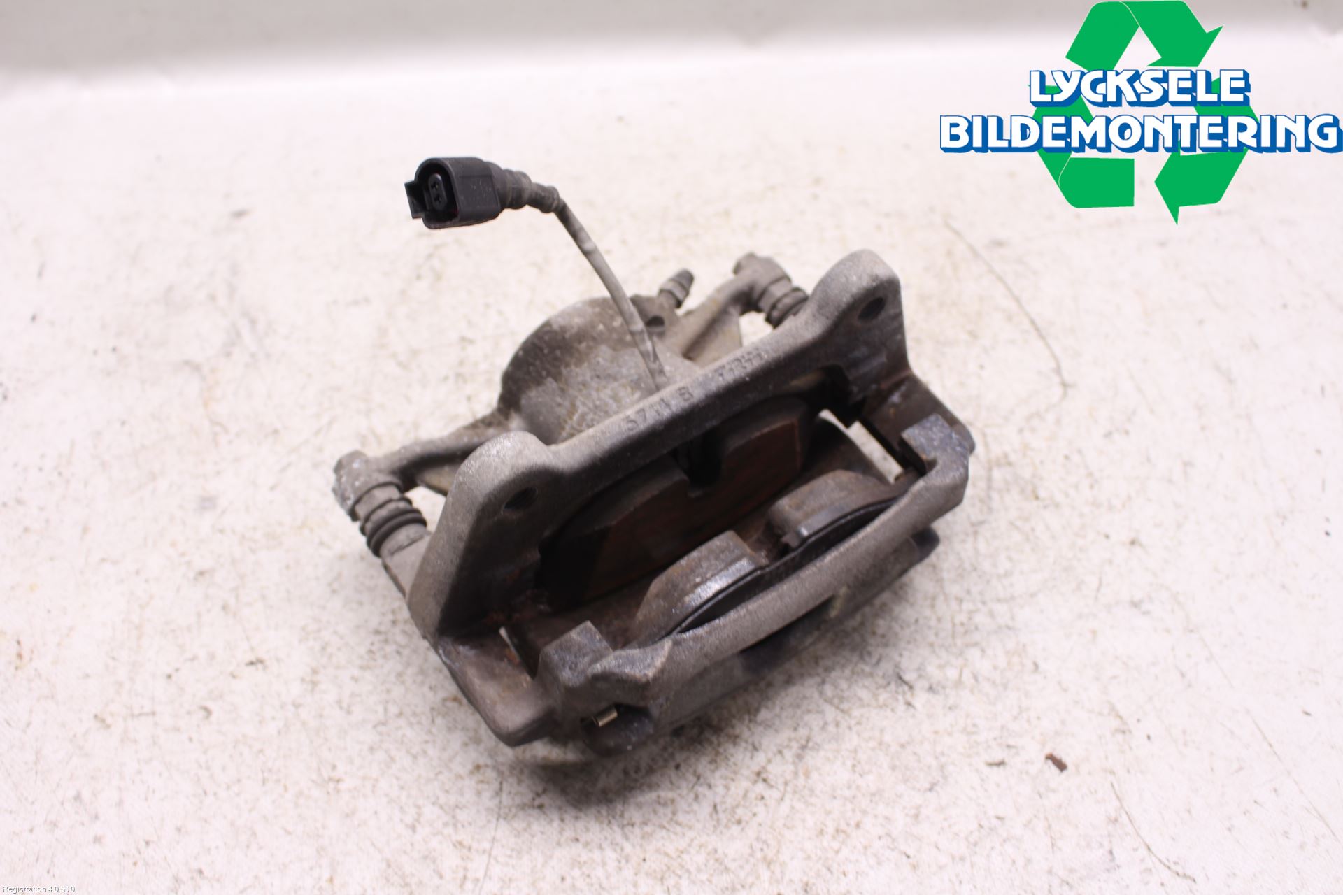 Skoda SUPERB 16-24 Bromsok Fram Höger