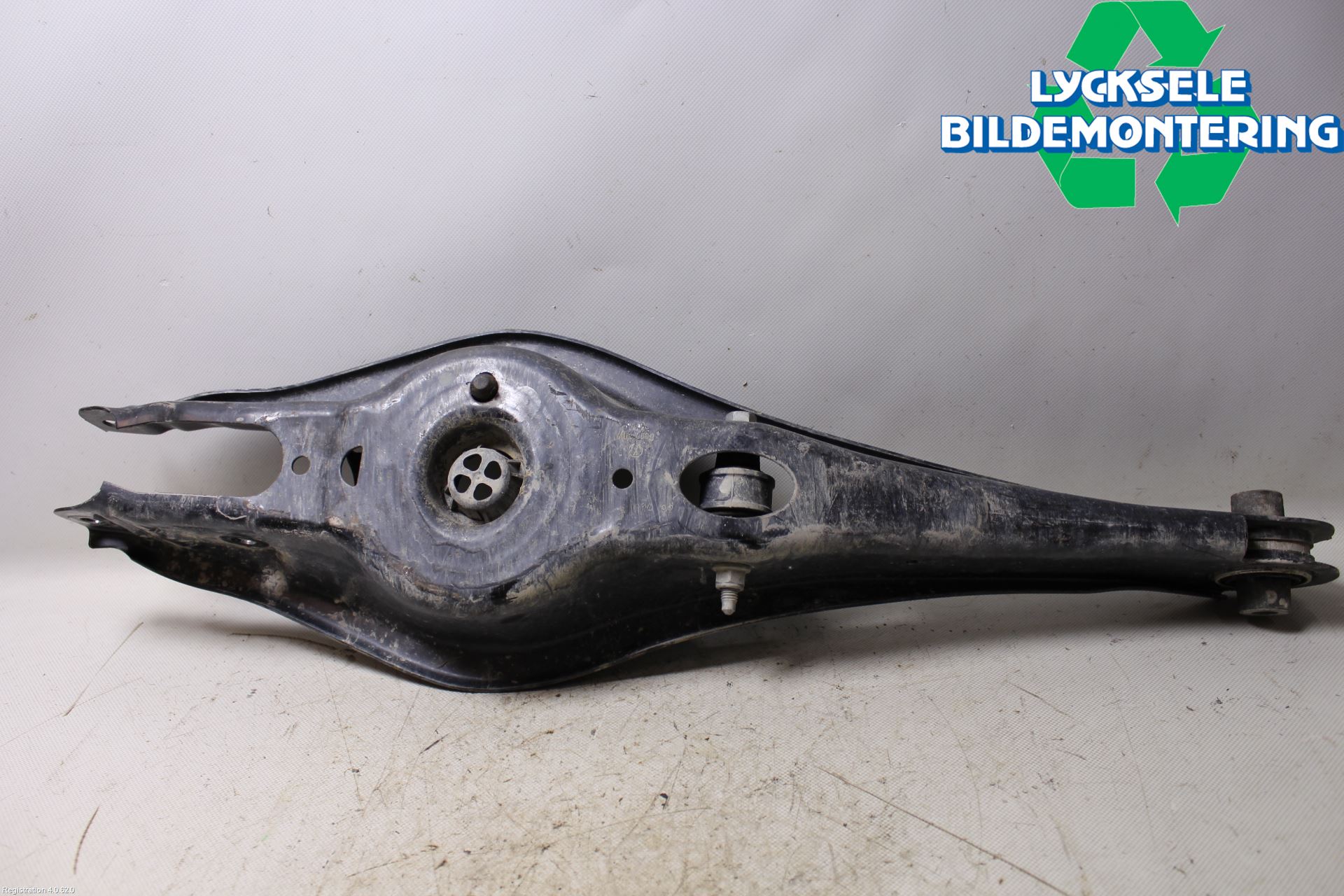 Volkswagen VW GOLF / E-GOLF VII 13-20 Bärarm Bak Höger