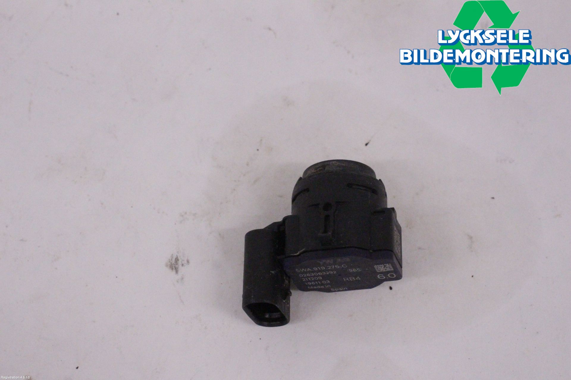 Cupra BORN 22- Parkeringshjälp Frontsensor