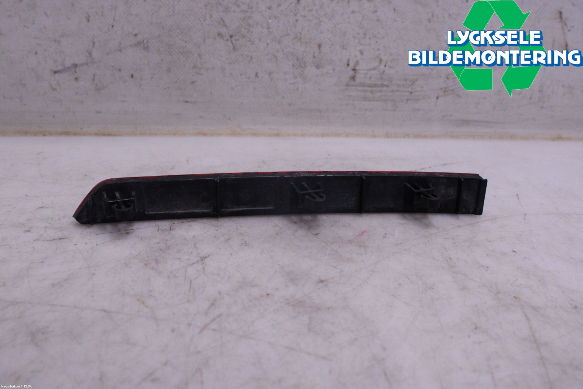 Volkswagen VW TIGUAN 16-24 Dimljus/Reflex Bak