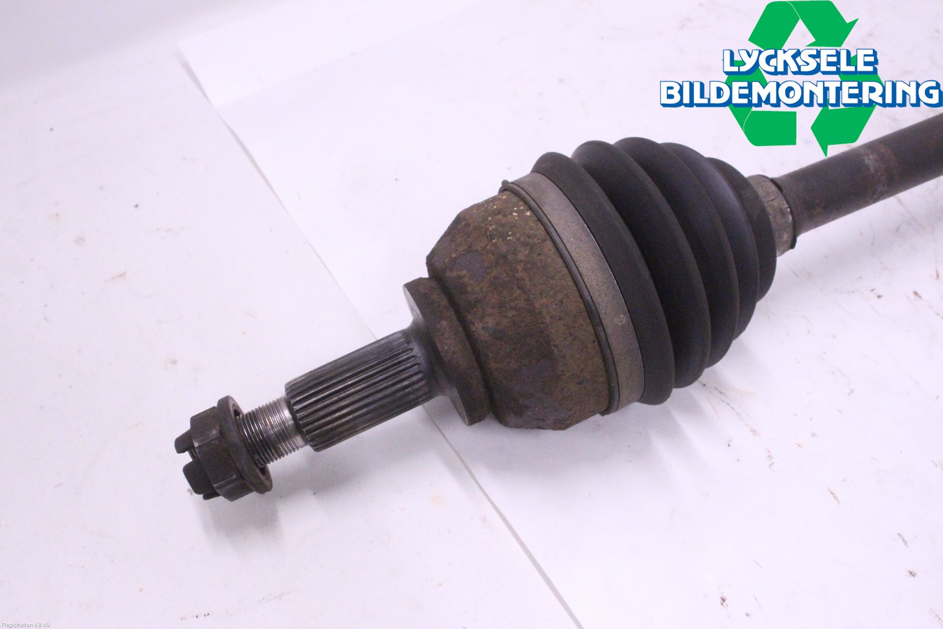 Renault TRAFIC/E-TECH 15- Drivaxel Fram Höger