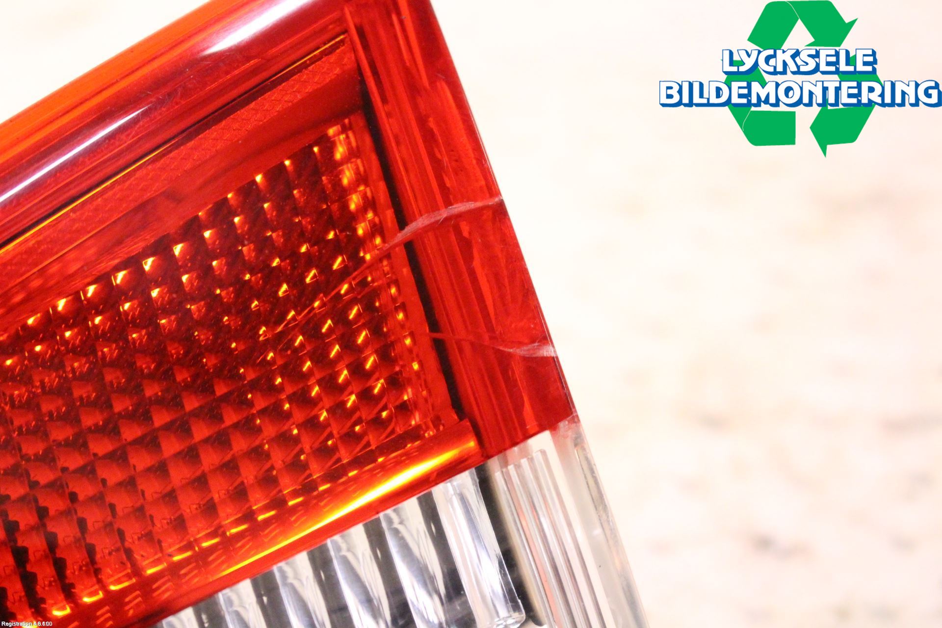 Ford KUGA 13-16 Bakljus Lucka Hö