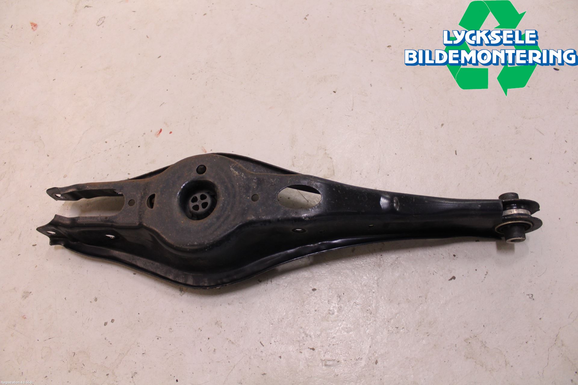 Volkswagen VW GOLF / E-GOLF VII 13-20 Bärarm Bak Höger