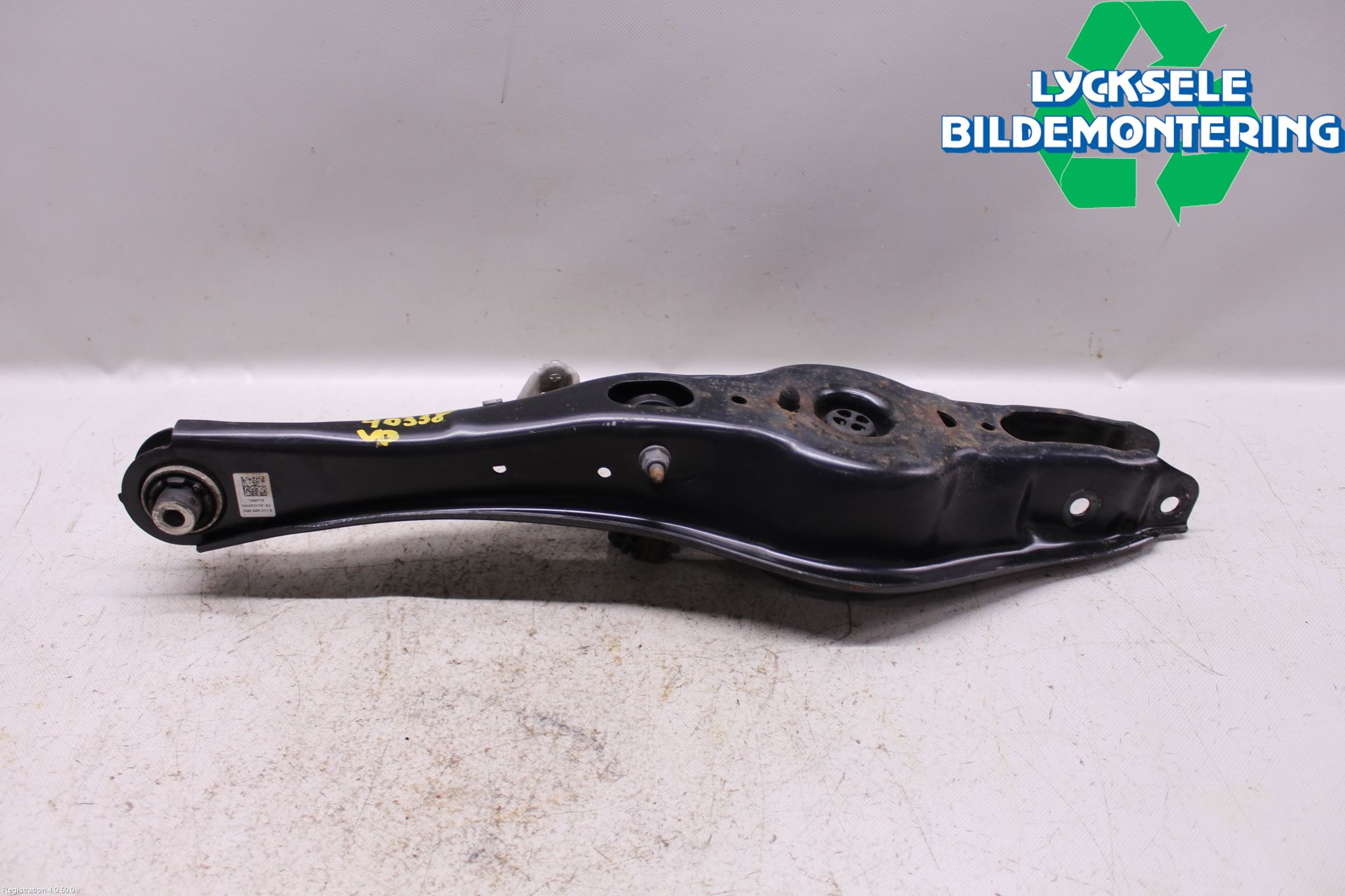 Skoda SUPERB 16-24 Bärarm Bak Vänster