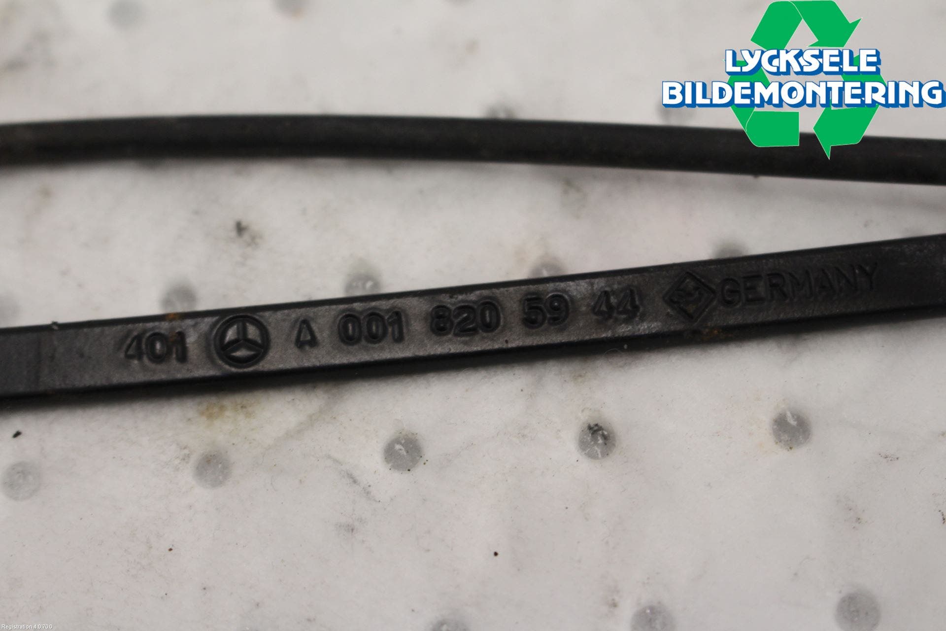 Mercedes-Benz MB SPRINTER (W906) 06-18 Torkararm Armar Vindruta