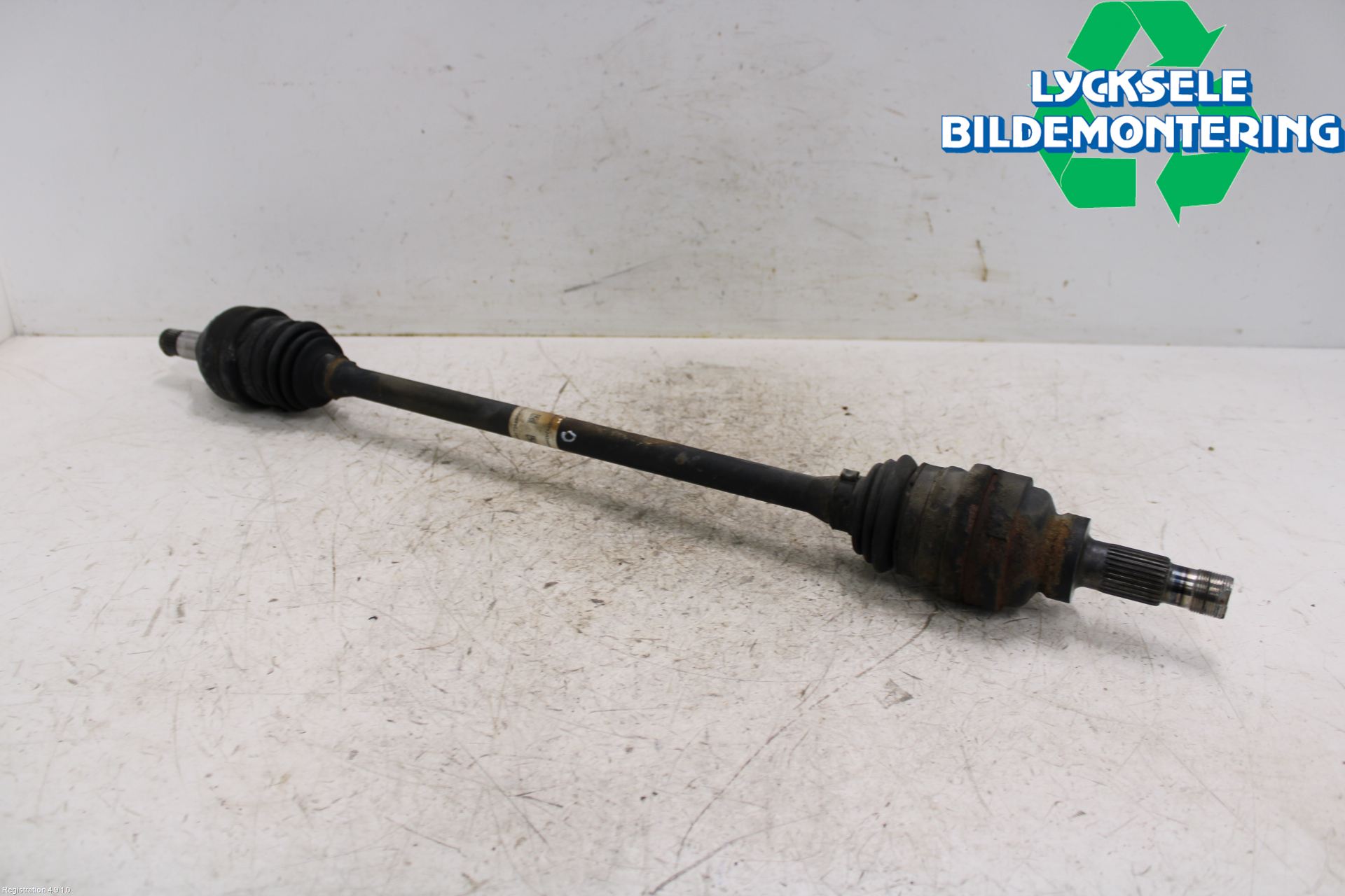 Mercedes-Benz MB CLA-KLASS (C117/X117) 13-19 Drivaxel Bak Vänster