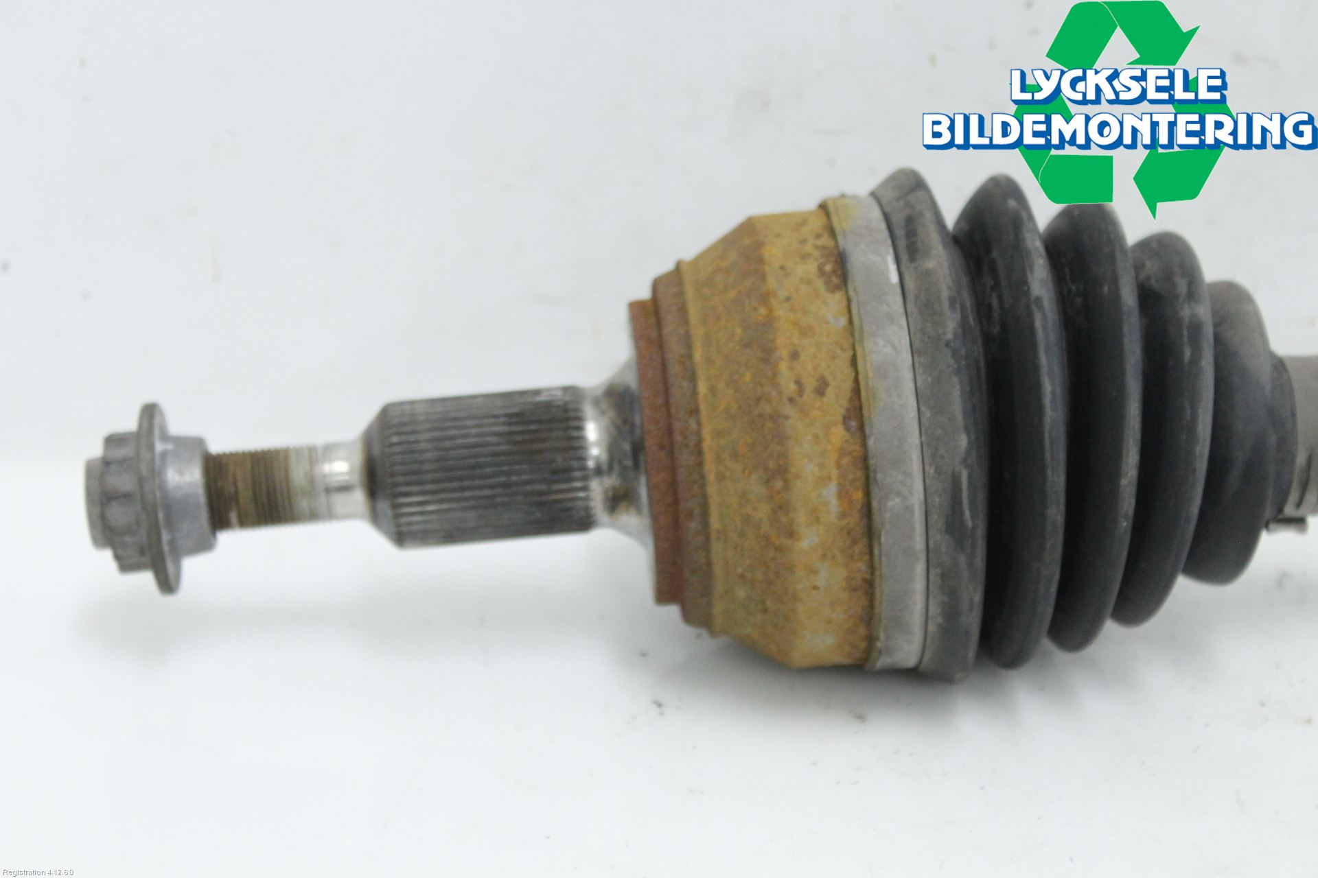 Volkswagen VW CRAFTER II / E-CRAFTER 17- Drivaxel Fram Höger