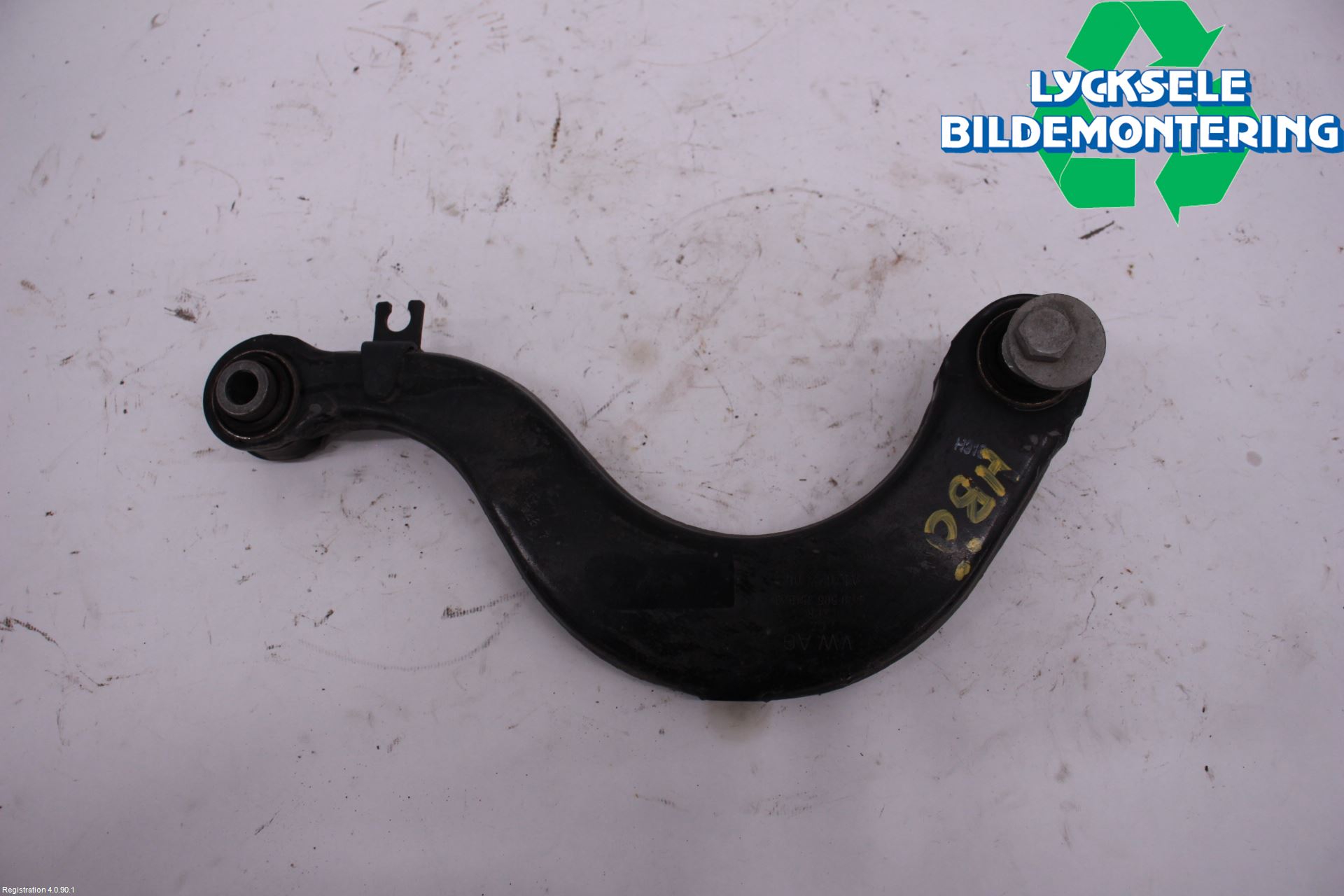 Skoda SUPERB 16-24 Bärarm Bak Höger