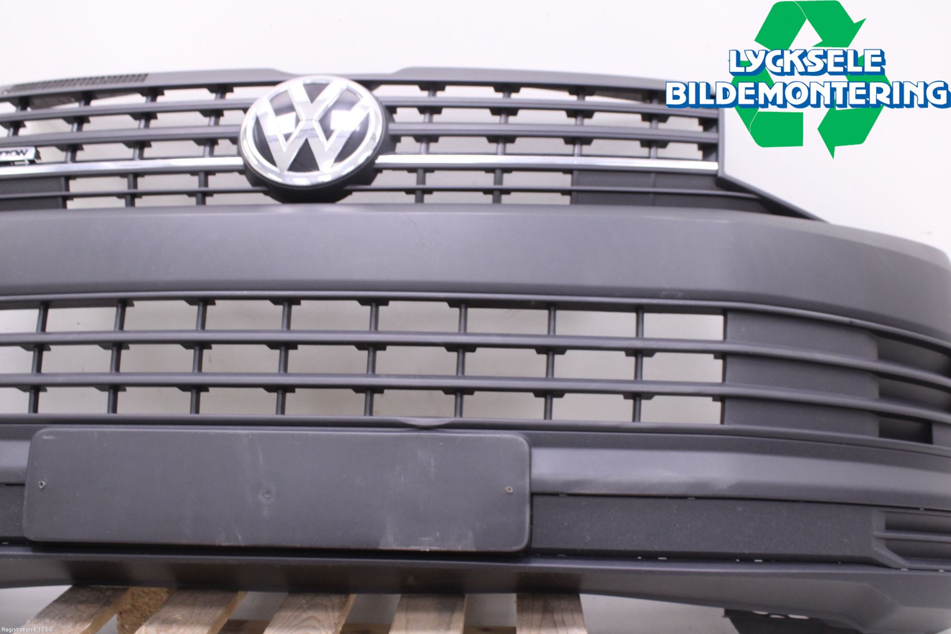 Volkswagen VW TRANSP/CARAVELLE (T6) 16-22 Stötfångarbeklädnad Fram