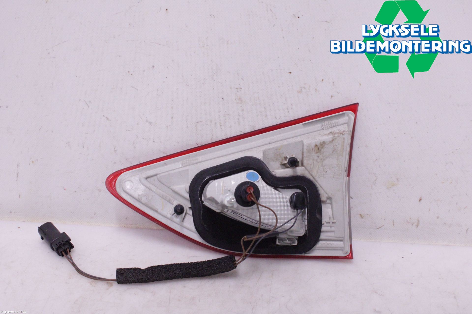 Ford KUGA 13-16 Bakljus Lucka Vä