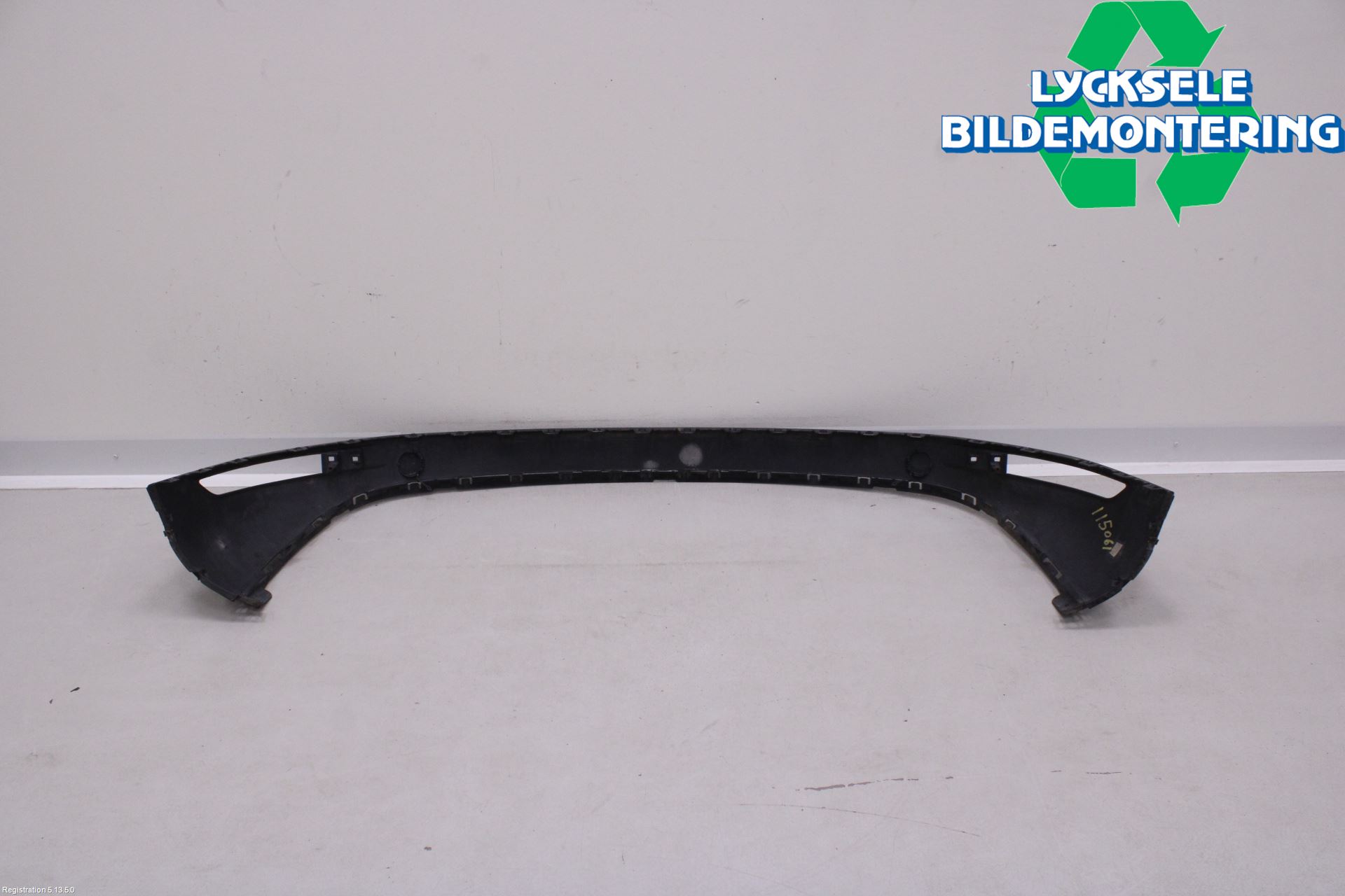 Volkswagen VW TOUAREG 7P 11-18 Spoiler Bak
