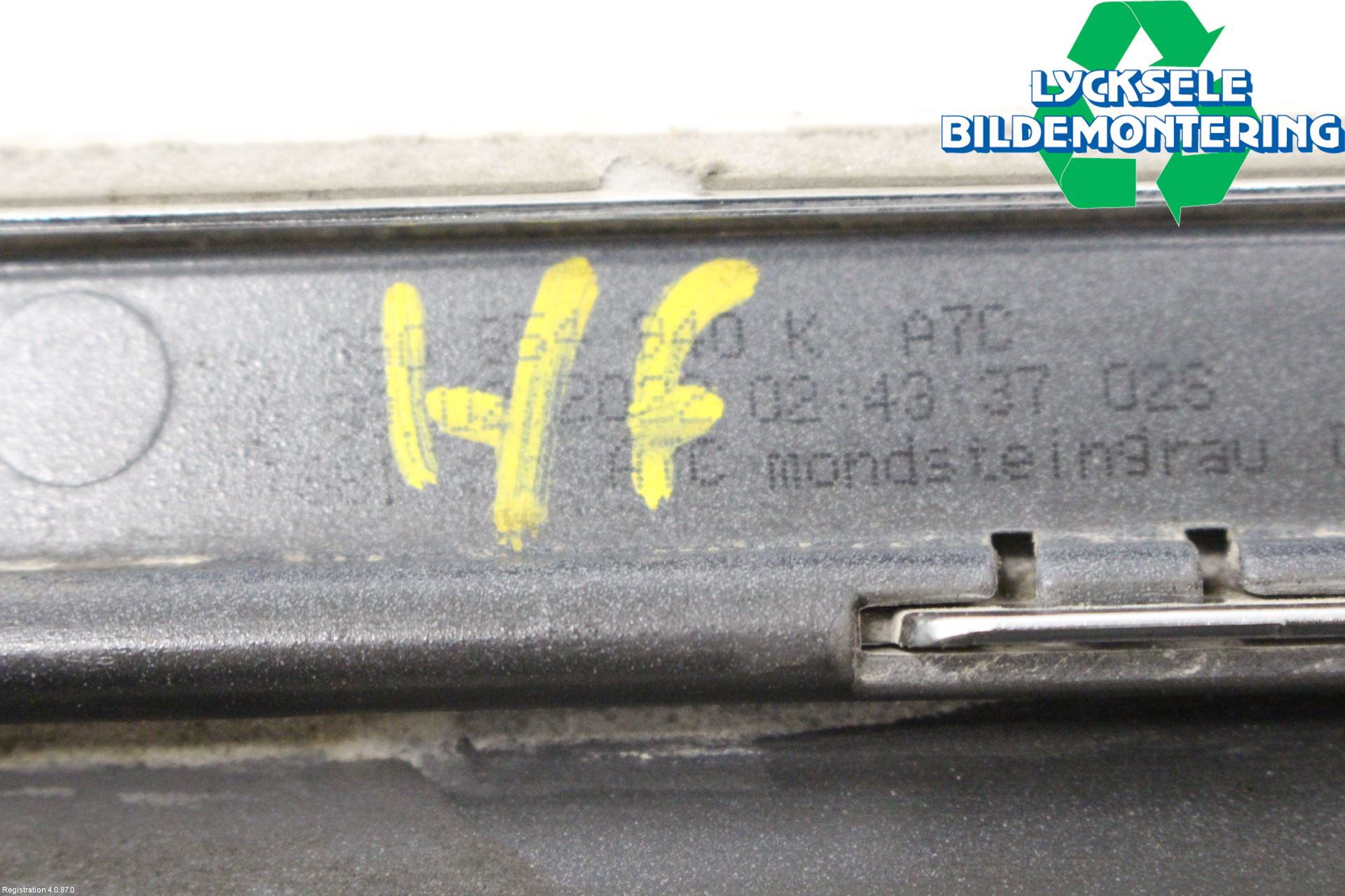 Volkswagen VW PASSAT 20-24 Dörr Dekorlist Fram Hö