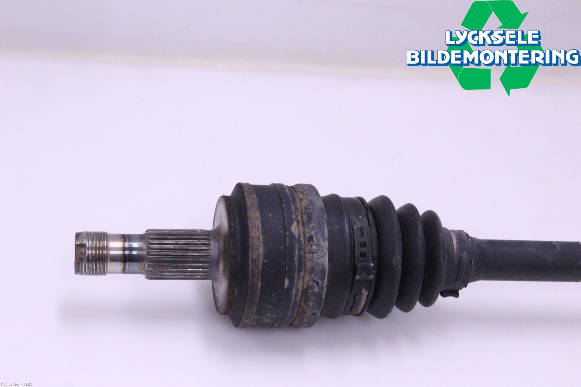 Mercedes-Benz MB E-KLASS (W214) 24- Drivaxel Bak Höger