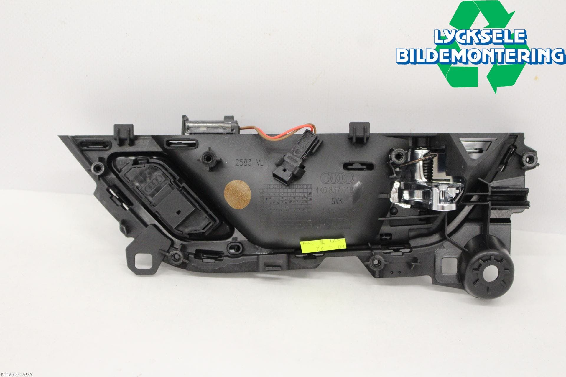 Audi A6 F2/C8 19- Dörrhandtag Inre Vä