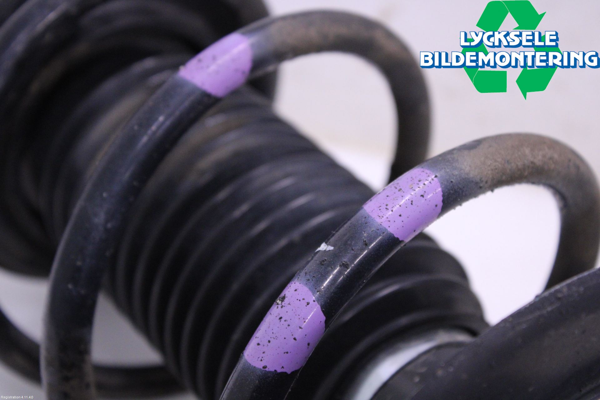 Subaru OUTBACK 21- Fjäderben Fram Höger