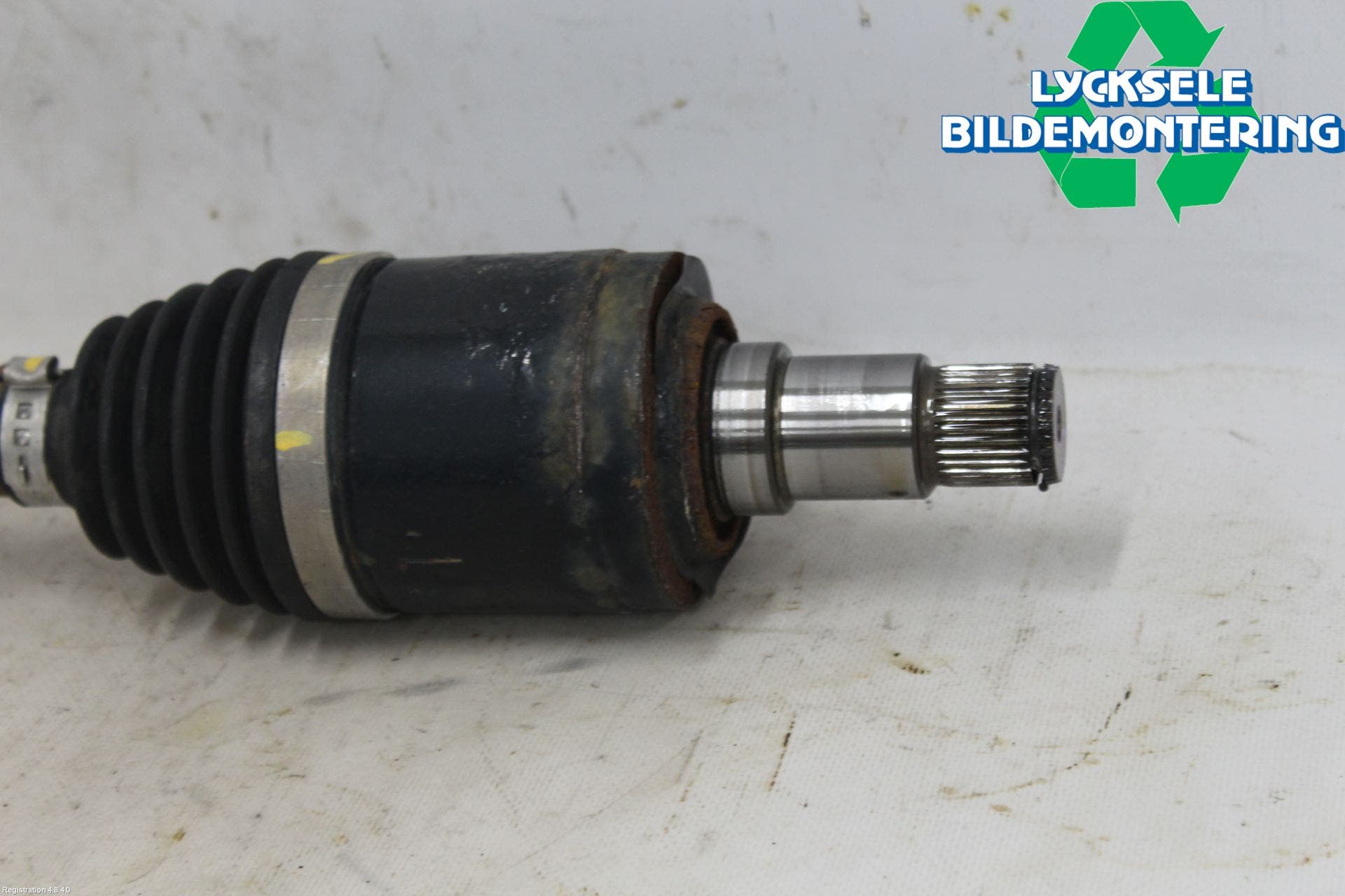 Volvo V60 14-18 Drivaxel Bak Höger