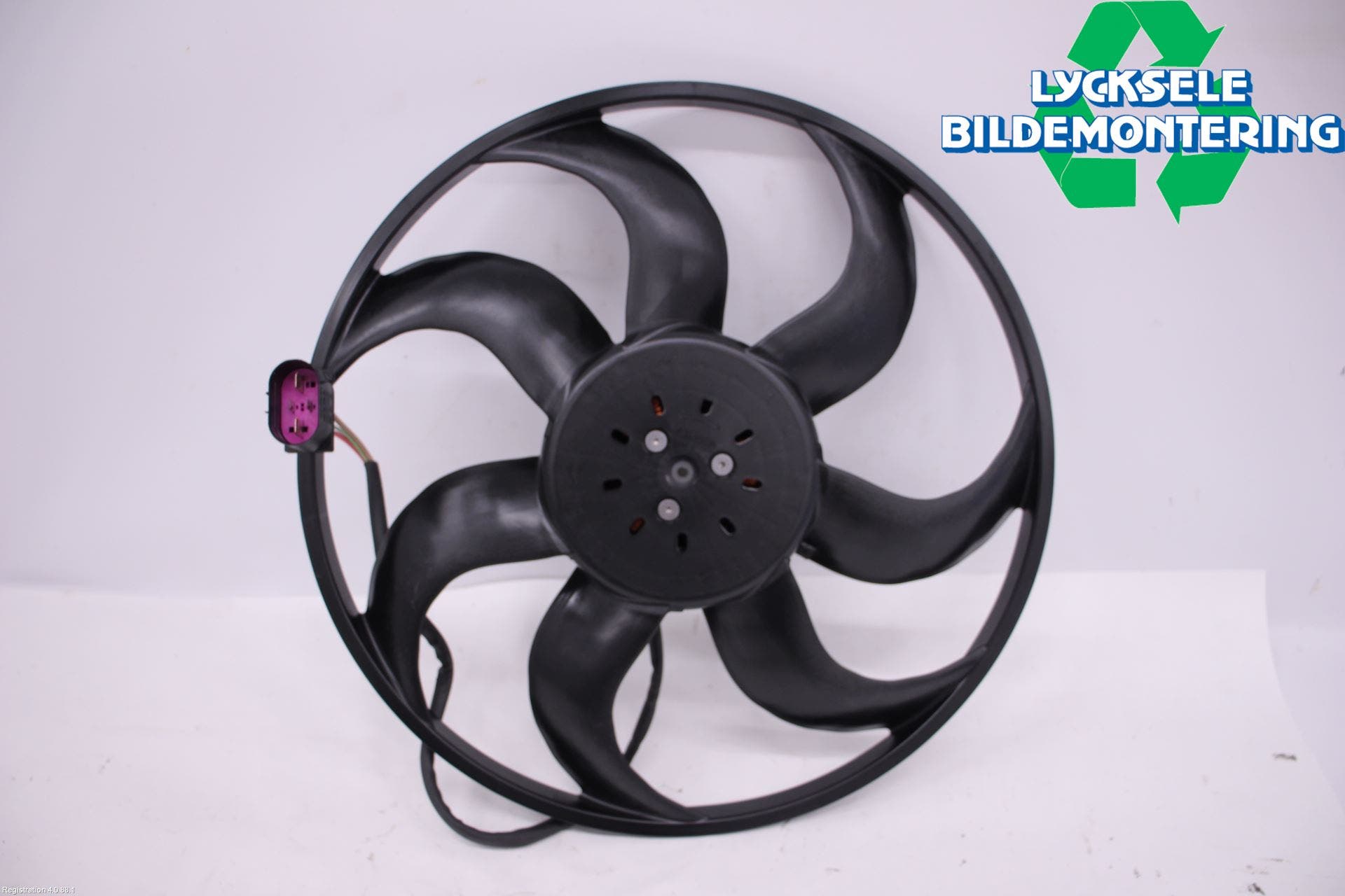 Volkswagen VW TIGUAN 16-24 Kylfläkt El