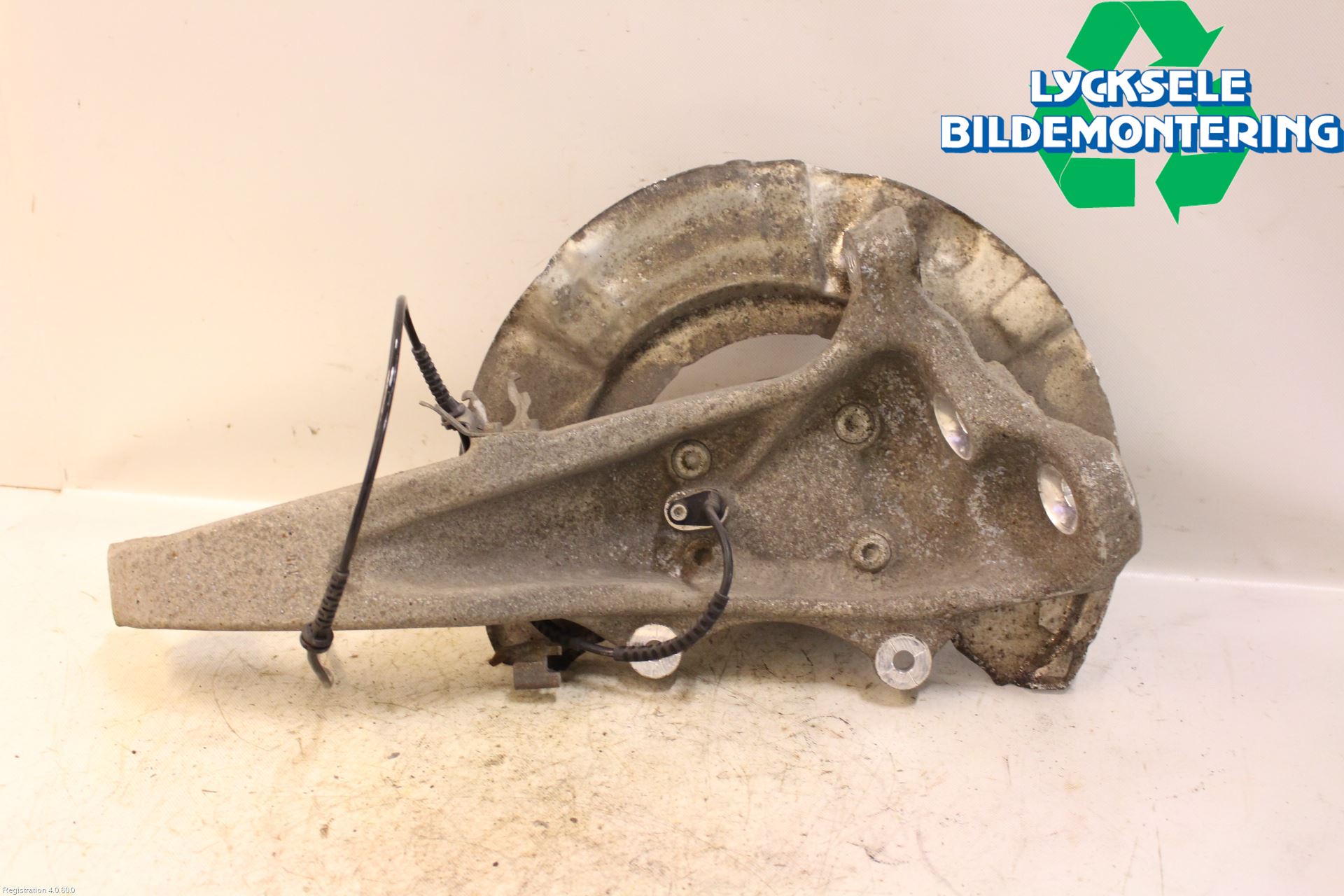 BMW 5 F10/F11/F18 09-17 Styrspindel Lagerhus Vä