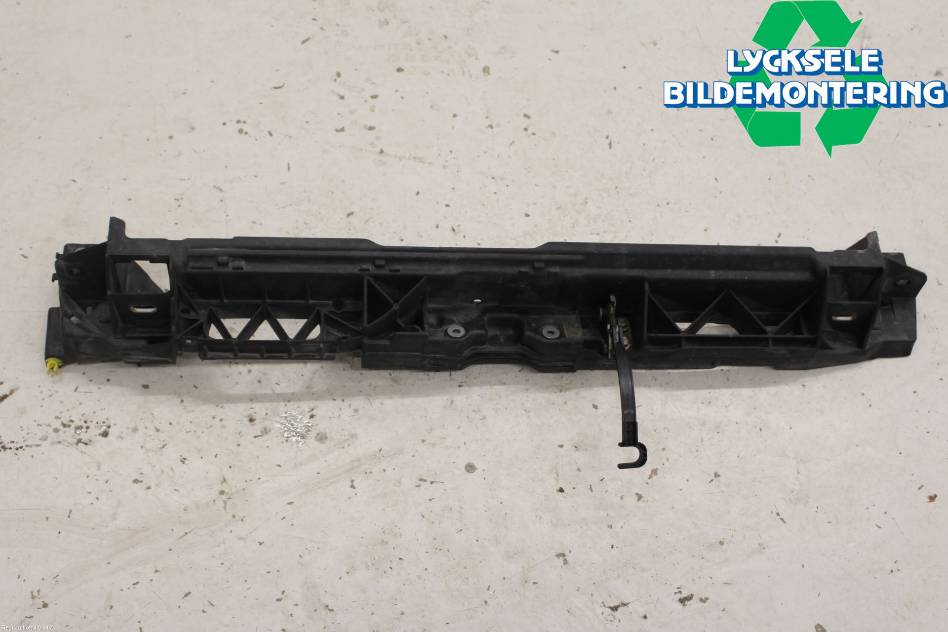 Peugeot 308 14-21 Front Huvlåsplåt-Balk
