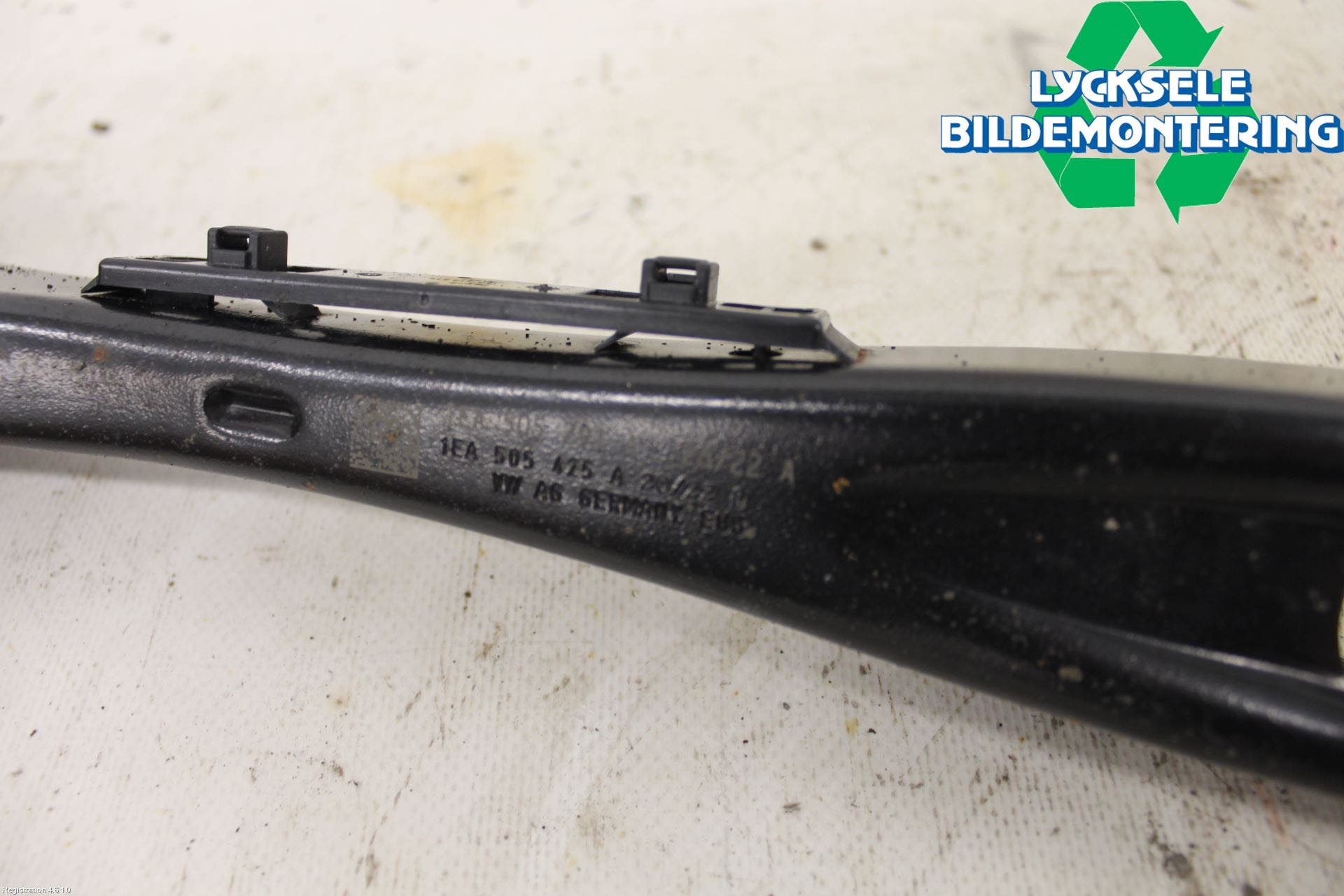 CUPRA BORN 22- Bärarm Bak Vänster