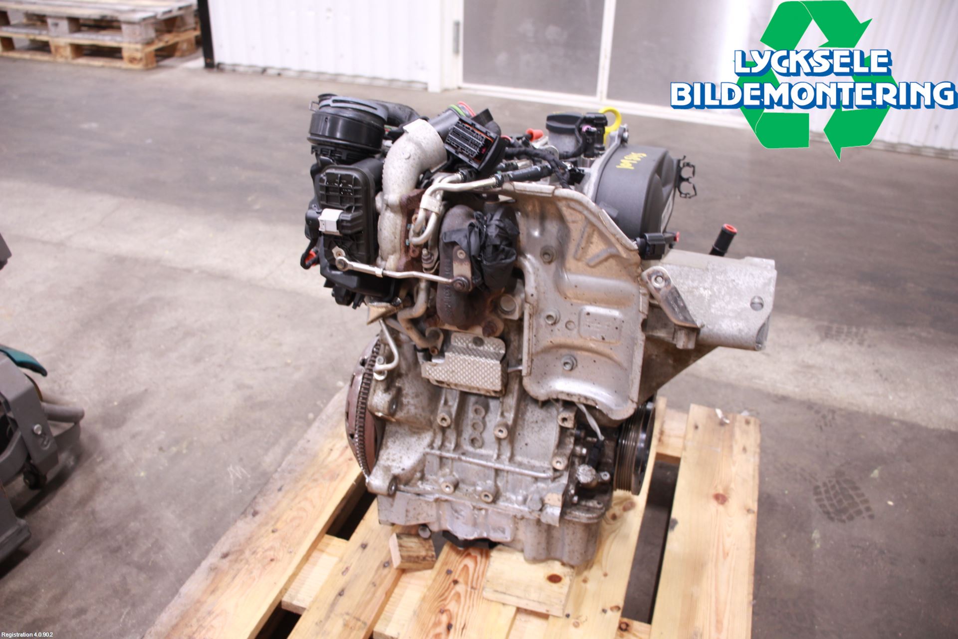 Volkswagen VW POLO VI 18->> Motor Bensin