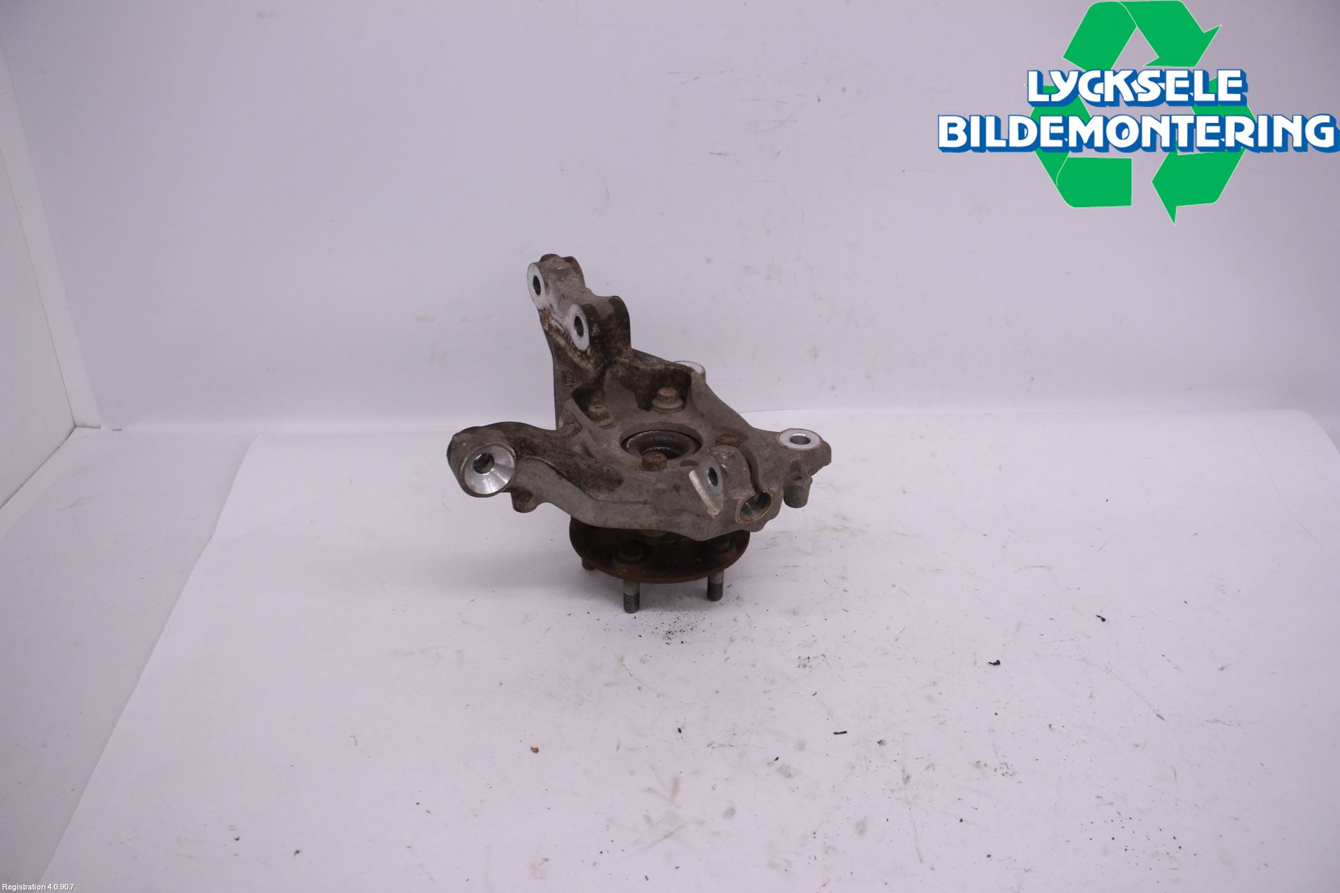 Ford MONDEO 15-22 Styrspindel Lagerhus Vä